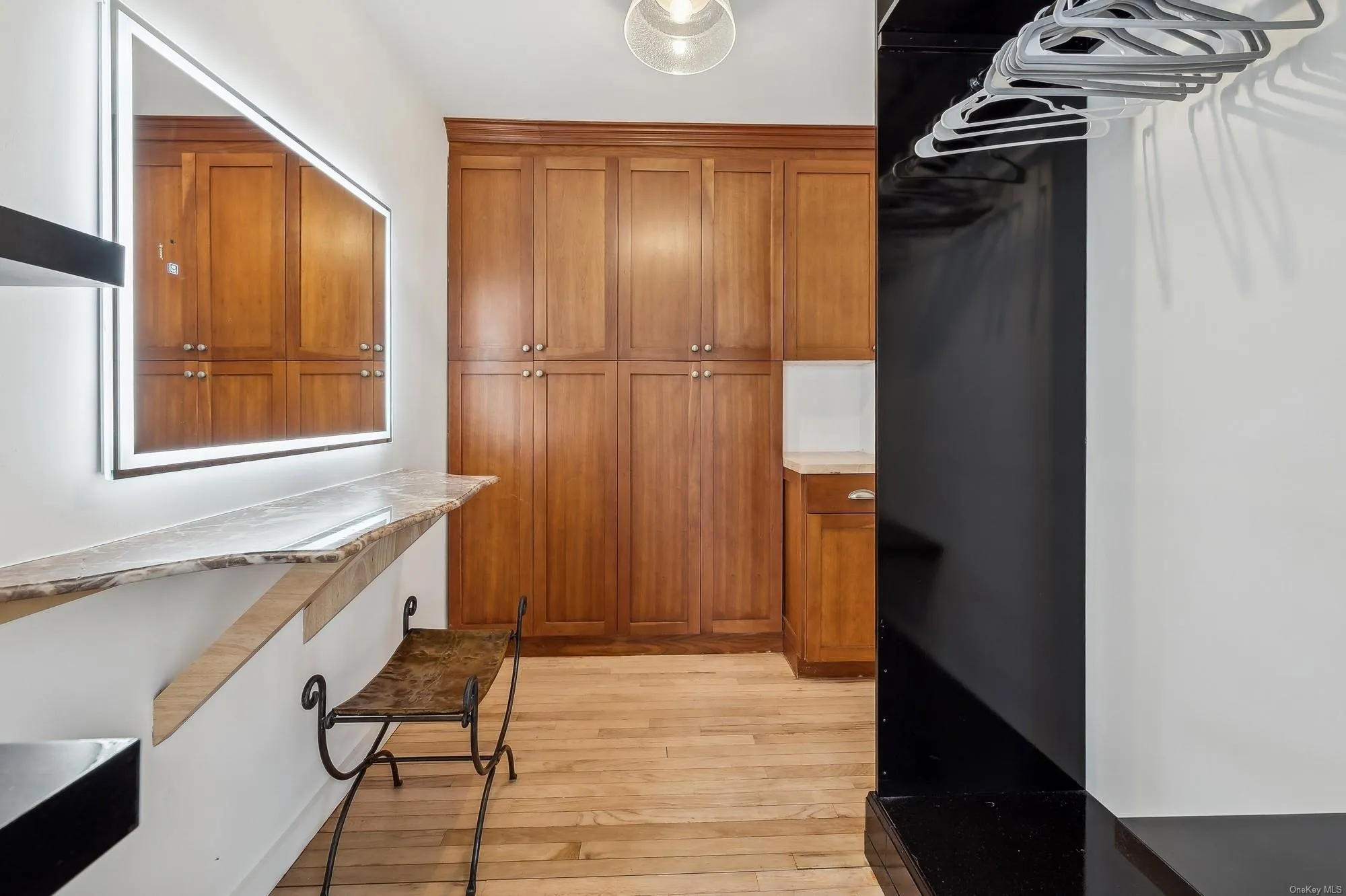 WALK IN BEDROOM 4 WALK IN BEDROOM 4