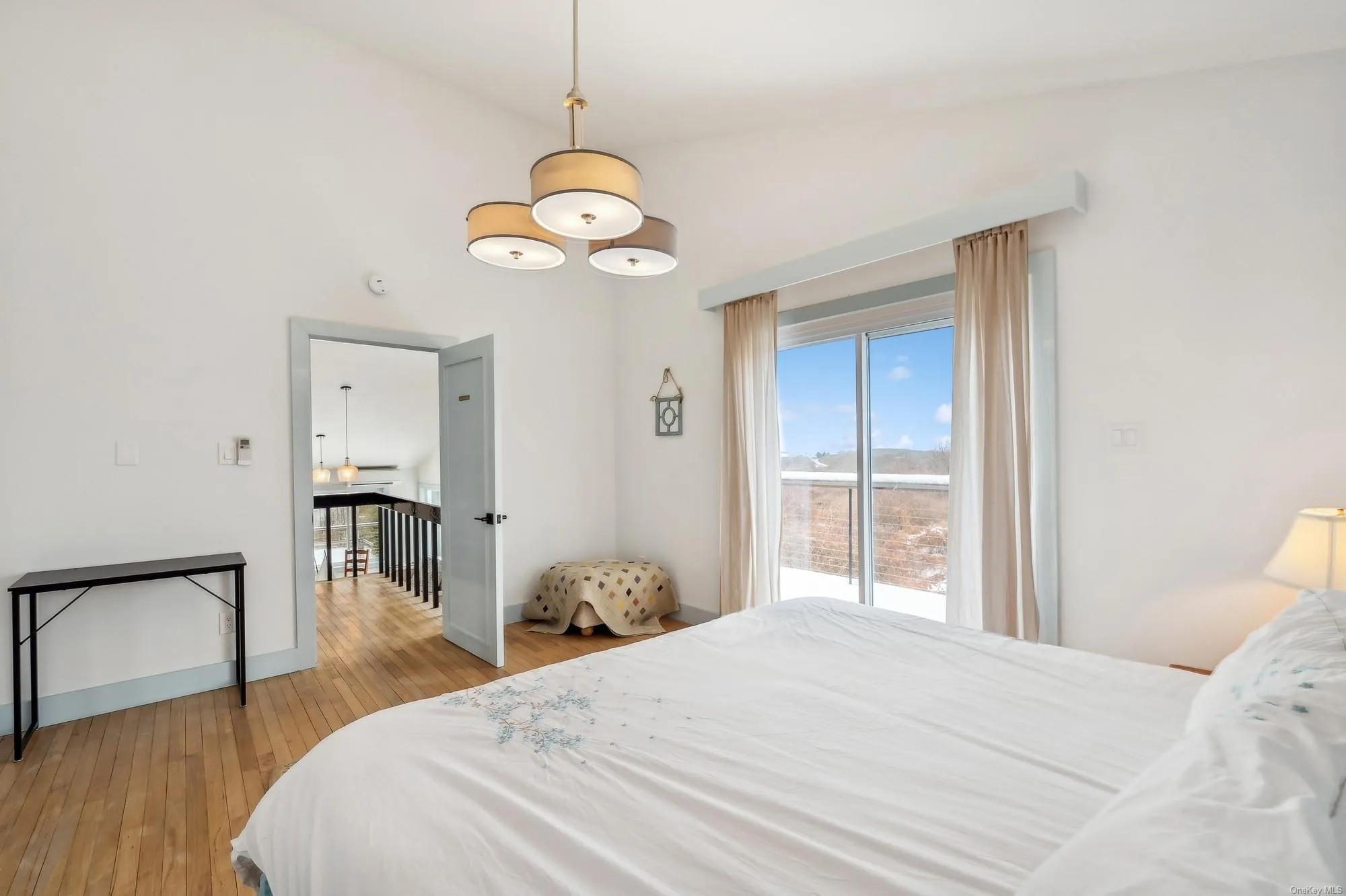 BEDROOM 4 WITH PRIVATE DECK BEDROOM 4 WITH PRIVATE DECK