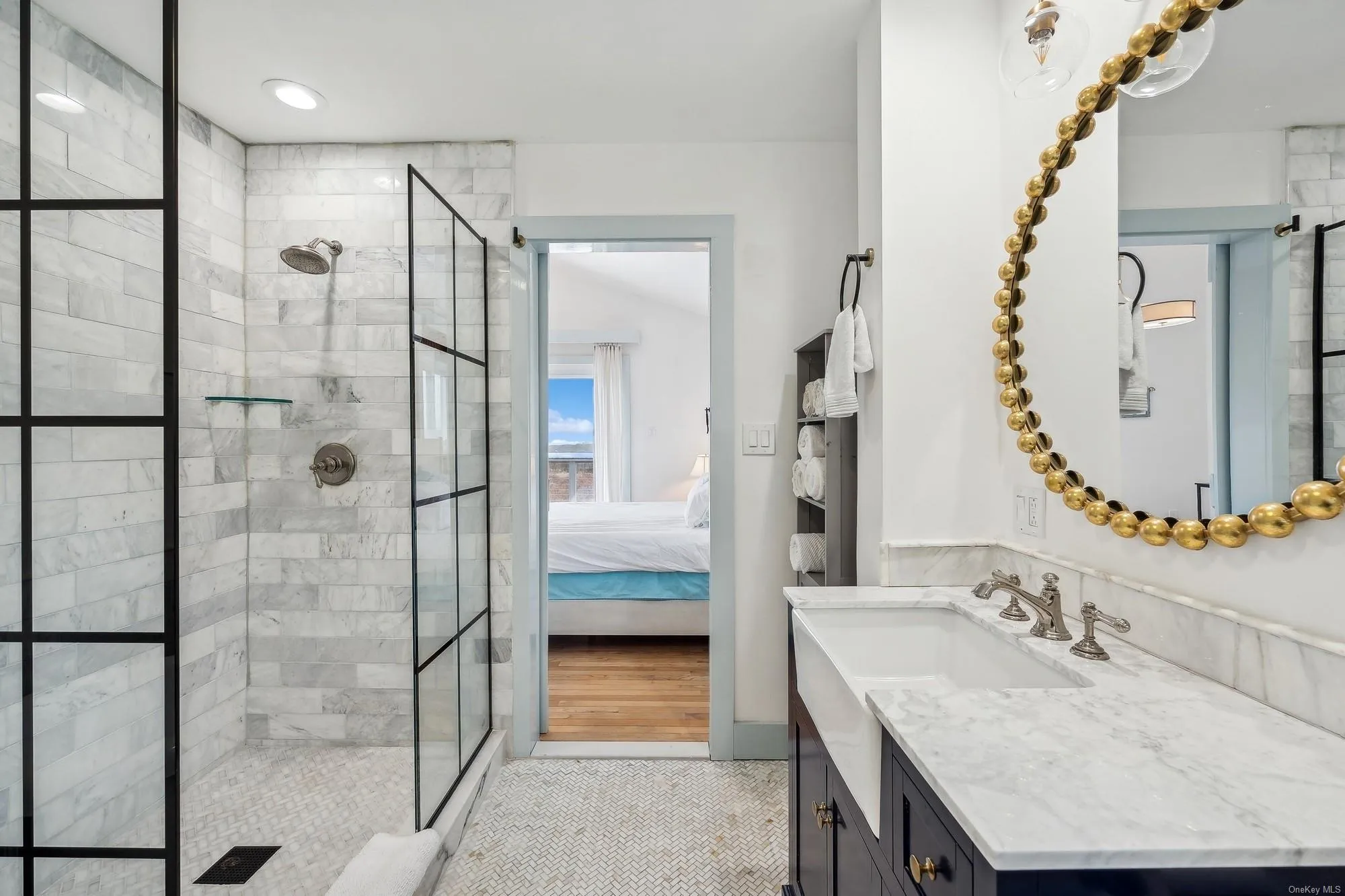 BATHROOM BEDROOM 4 BATHROOM BEDROOM 4