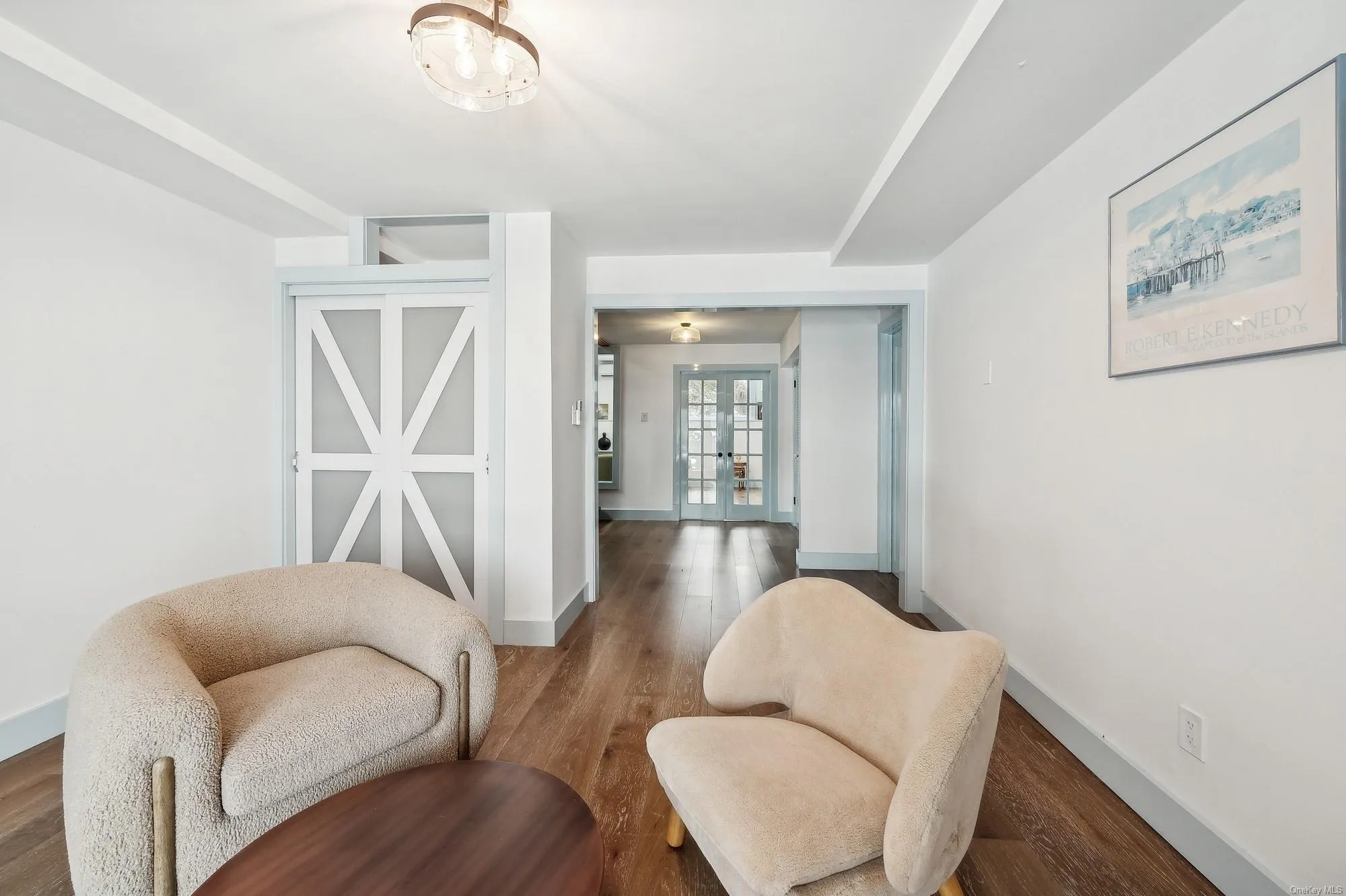 LOWER SITTING AREA LOWER SITTING AREA