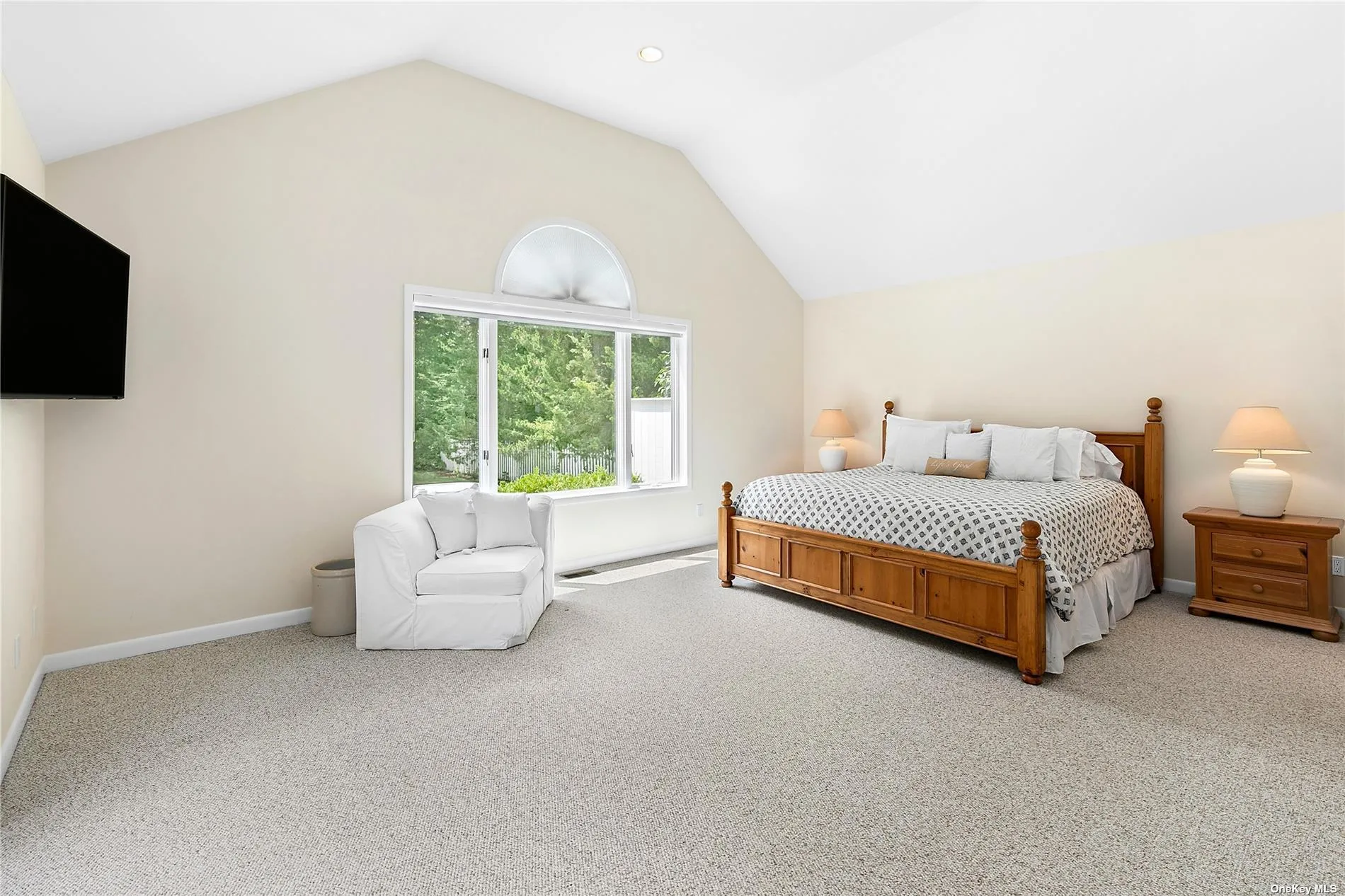 43 Bridle Path, Southampton, NY, 3 Bedrooms Bedrooms, 7 Rooms Rooms,3 BathroomsBathrooms,Residential Lease,For Rent,Bridle,0,L3467416 43 Bridle Path, Southampton, NY, 3 Bedrooms Bedrooms, 7 Rooms Rooms,3 BathroomsBathrooms,Residential Lease,For Rent,Bridle,0,L3467416