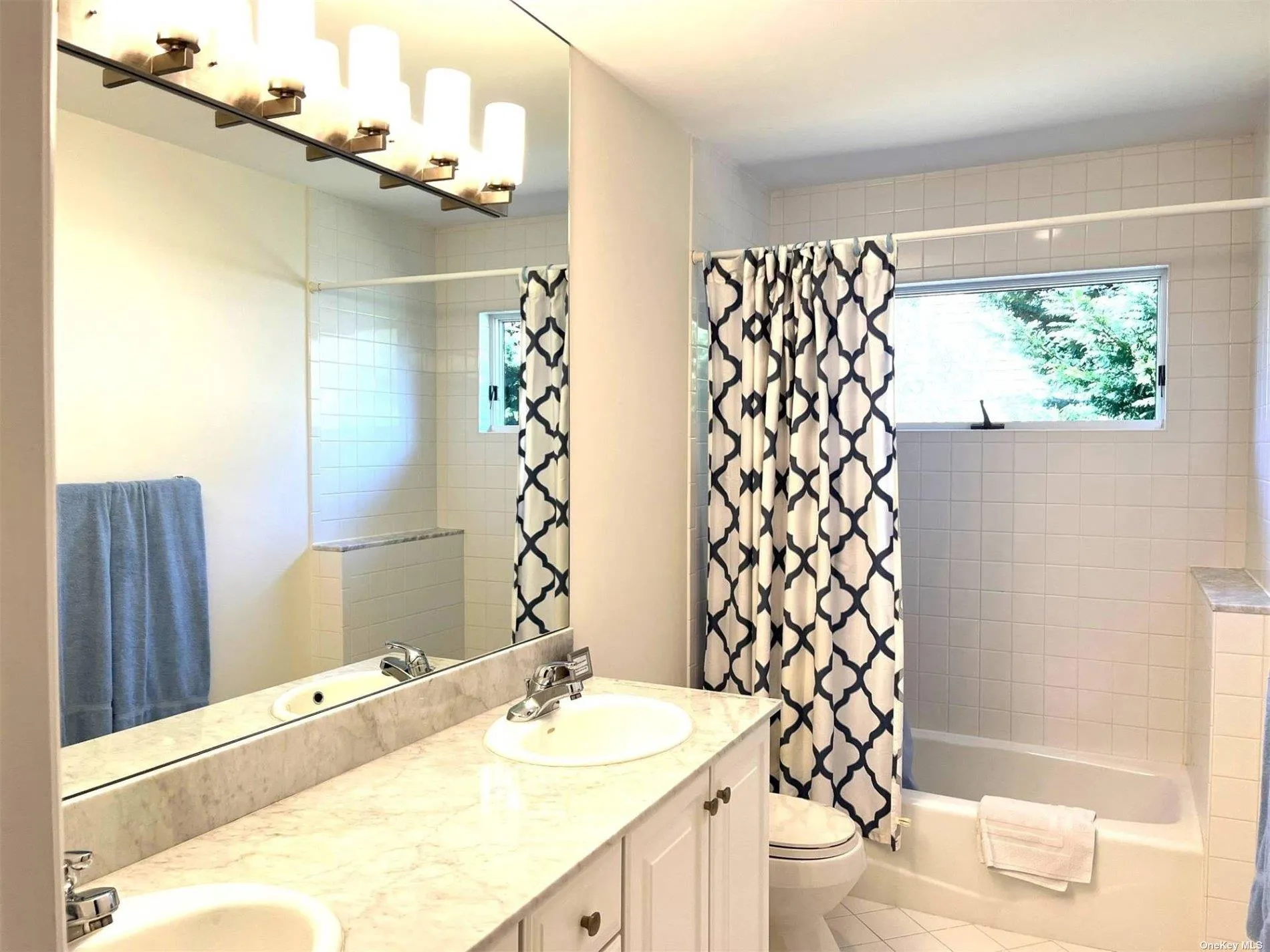 43 Bridle Path, Southampton, NY, 3 Bedrooms Bedrooms, 7 Rooms Rooms,3 BathroomsBathrooms,Residential Lease,For Rent,Bridle,0,L3467416 43 Bridle Path, Southampton, NY, 3 Bedrooms Bedrooms, 7 Rooms Rooms,3 BathroomsBathrooms,Residential Lease,For Rent,Bridle,0,L3467416