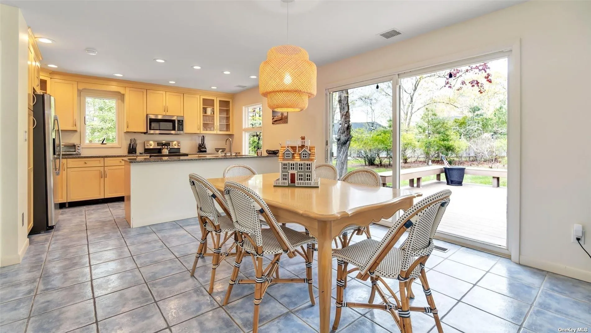 8 Coolidge Lane, Southampton, NY, 4 Bedrooms Bedrooms, 10 Rooms Rooms,2 BathroomsBathrooms,Residential Lease,Idx,Coolidge,0,L3476089 8 Coolidge Lane, Southampton, NY, 4 Bedrooms Bedrooms, 10 Rooms Rooms,2 BathroomsBathrooms,Residential Lease,Idx,Coolidge,0,L3476089