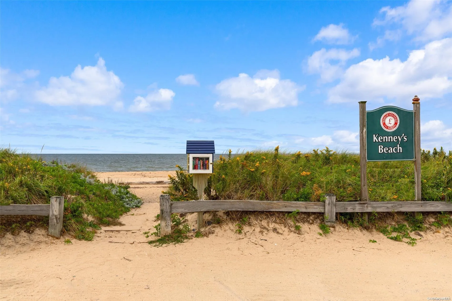 SANDY KENNEY'S BEACH SANDY KENNEY'S BEACH