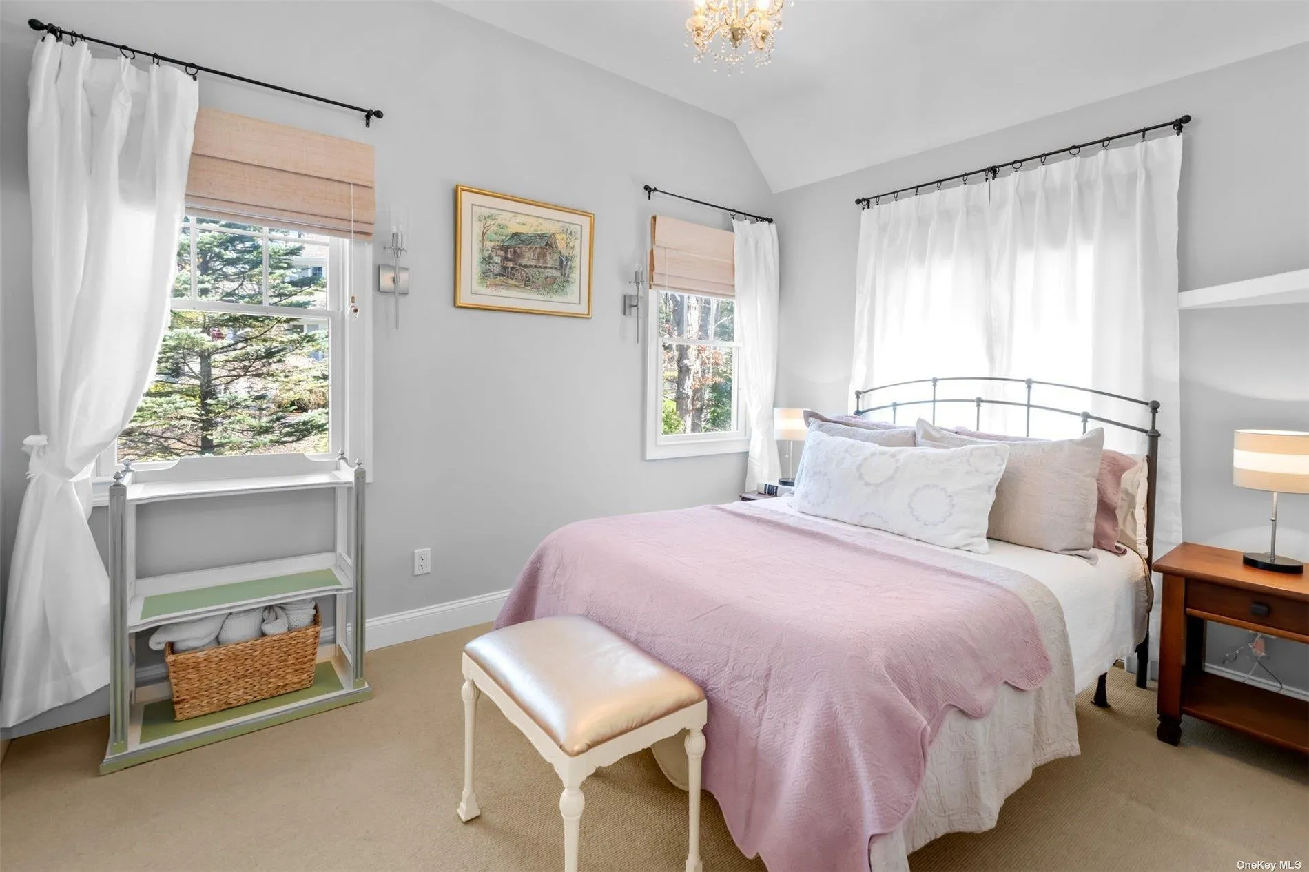 2ND BEDROOM 2ND BEDROOM