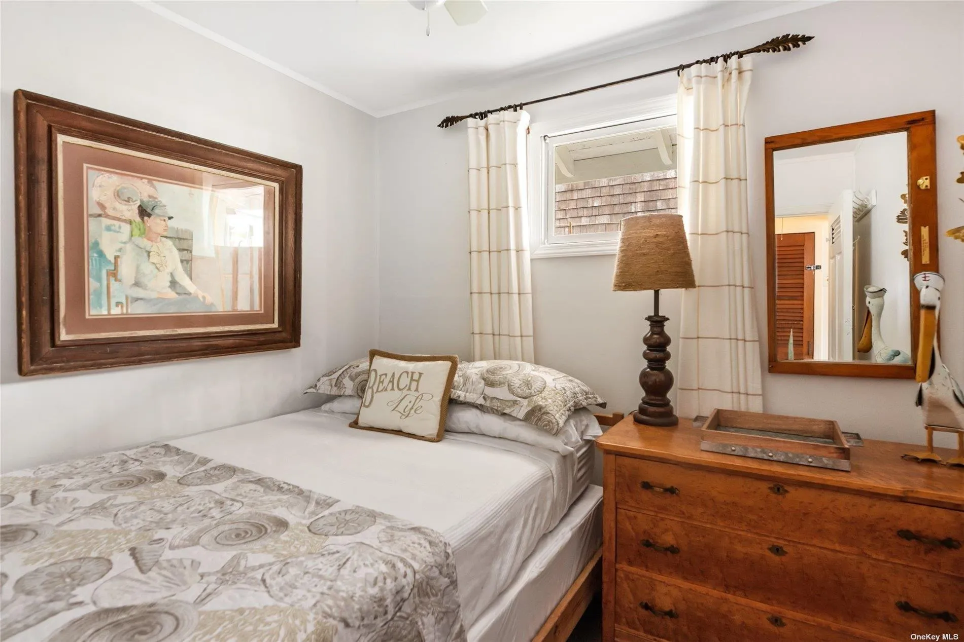 12 Seneca Street, Brookhaven, NY, 4 Bedrooms Bedrooms, 7 Rooms Rooms,1 BathroomBathrooms,Residential Lease,For Rent,Seneca,0,L3480705 12 Seneca Street, Brookhaven, NY, 4 Bedrooms Bedrooms, 7 Rooms Rooms,1 BathroomBathrooms,Residential Lease,For Rent,Seneca,0,L3480705