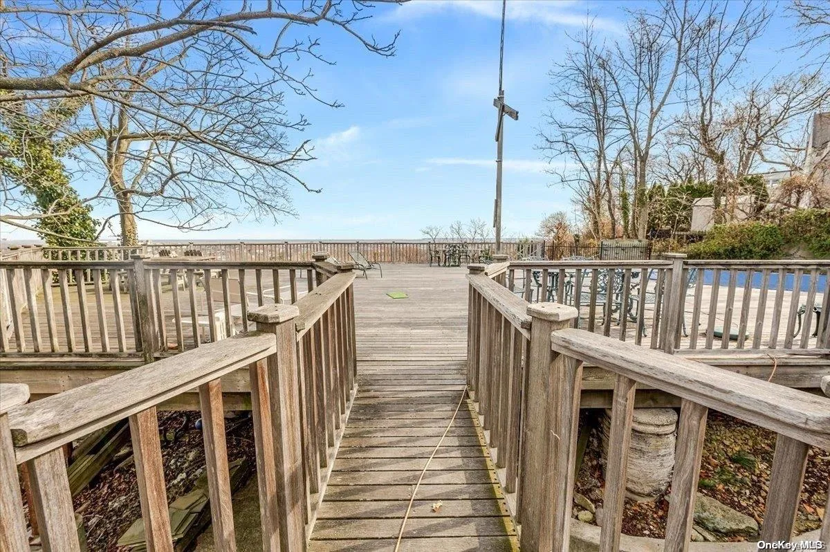 Deck to pool Deck to pool