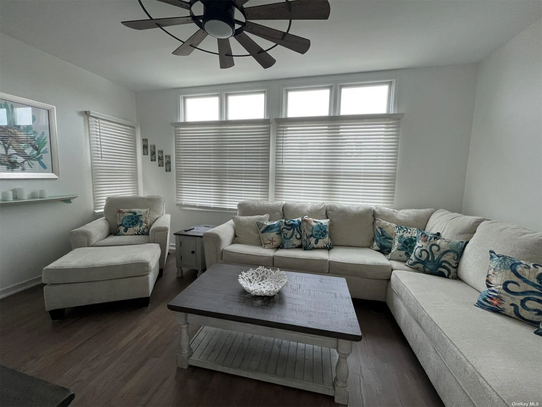24 Bungalow Walk, Islip, NY, 4 Bedrooms Bedrooms, 7 Rooms Rooms,3 BathroomsBathrooms,Residential Lease,For Rent,Bungalow,0,L3487513 24 Bungalow Walk, Islip, NY, 4 Bedrooms Bedrooms, 7 Rooms Rooms,3 BathroomsBathrooms,Residential Lease,For Rent,Bungalow,0,L3487513
