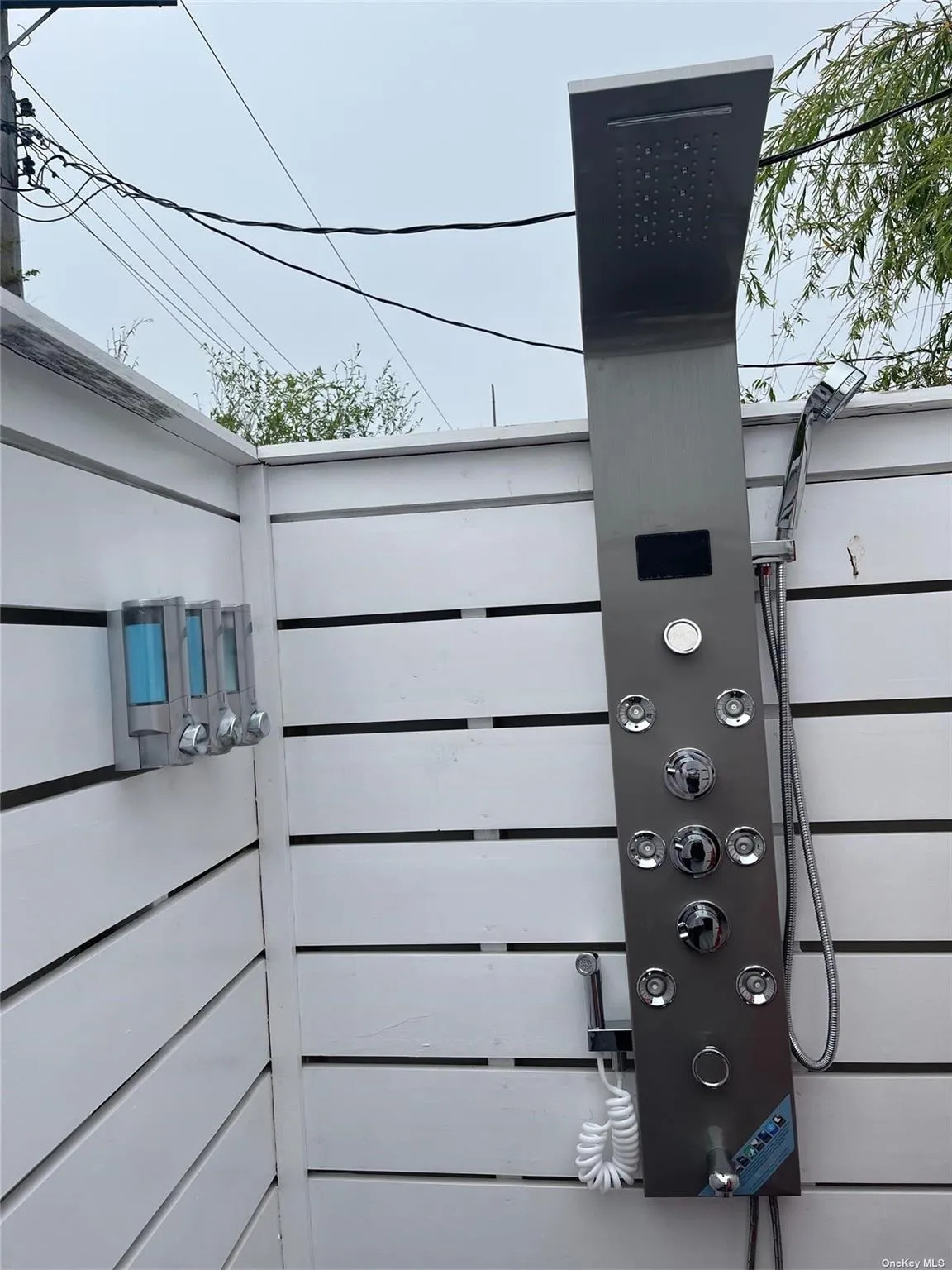 24 Bungalow Walk, Islip, NY, 4 Bedrooms Bedrooms, 7 Rooms Rooms,3 BathroomsBathrooms,Residential Lease,For Rent,Bungalow,0,L3487513 24 Bungalow Walk, Islip, NY, 4 Bedrooms Bedrooms, 7 Rooms Rooms,3 BathroomsBathrooms,Residential Lease,For Rent,Bungalow,0,L3487513