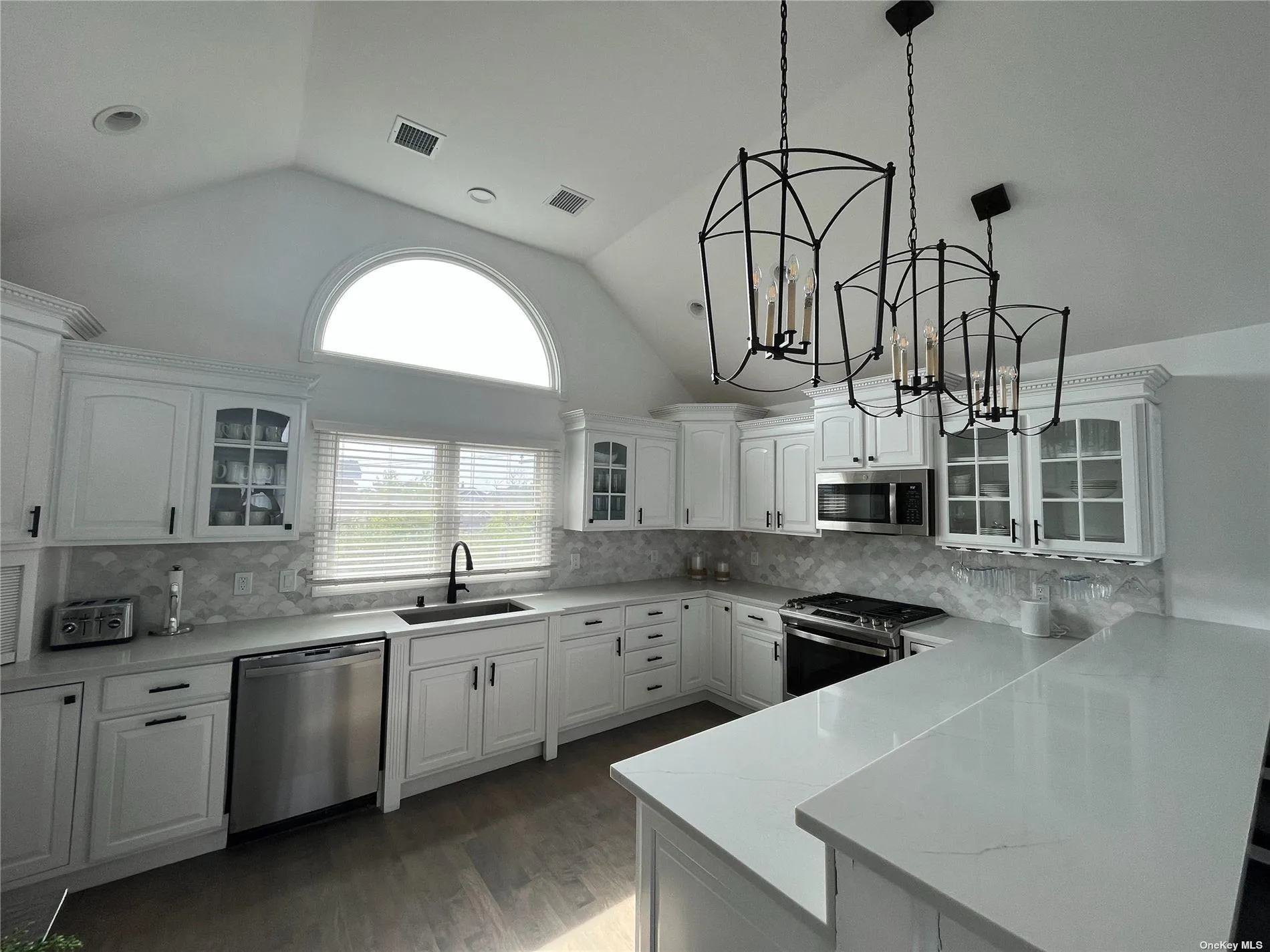 24 Bungalow Walk, Islip, NY, 4 Bedrooms Bedrooms, 7 Rooms Rooms,3 BathroomsBathrooms,Residential Lease,For Rent,Bungalow,0,L3487513 24 Bungalow Walk, Islip, NY, 4 Bedrooms Bedrooms, 7 Rooms Rooms,3 BathroomsBathrooms,Residential Lease,For Rent,Bungalow,0,L3487513