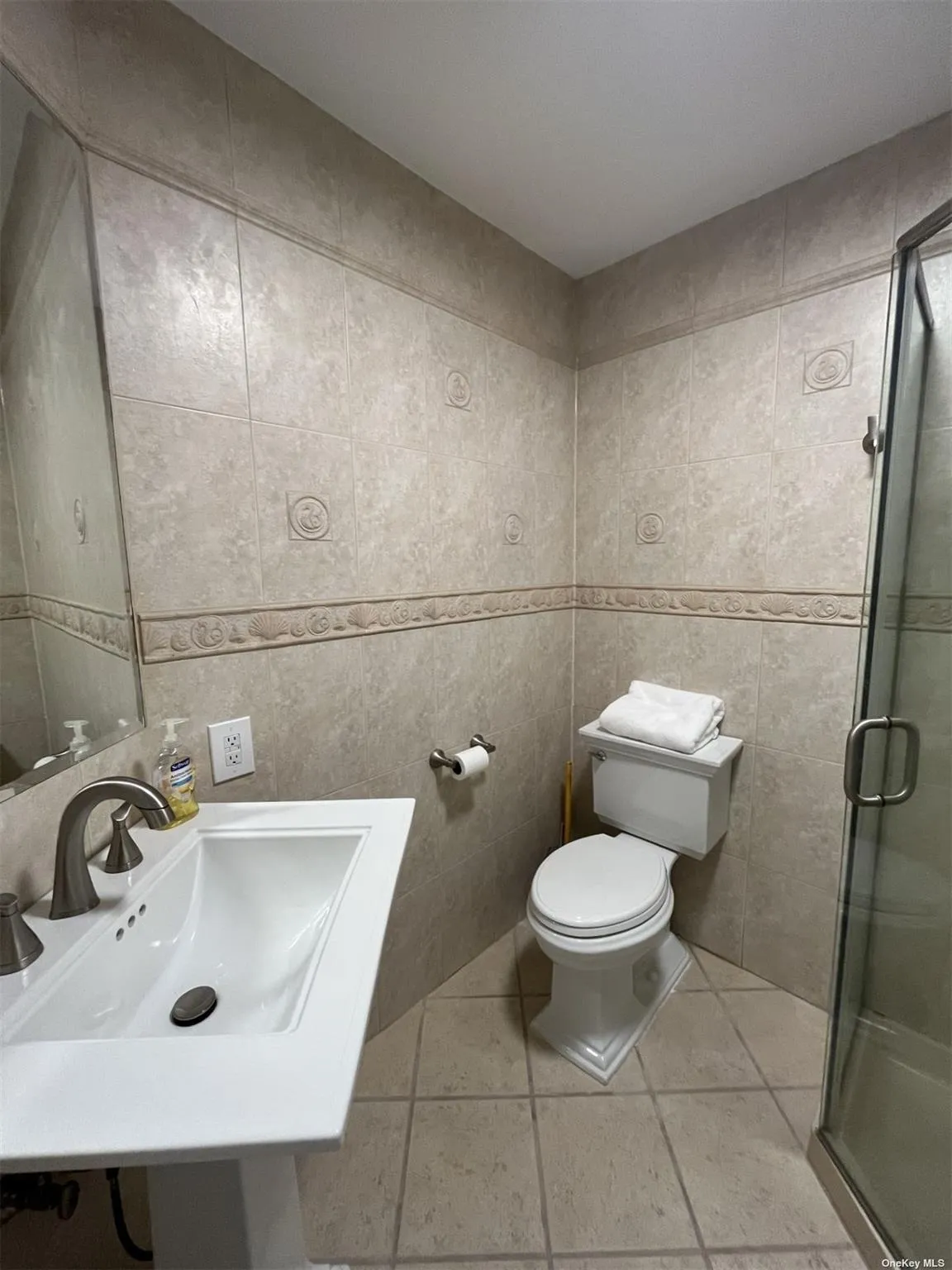 24 Bungalow Walk, Islip, NY, 4 Bedrooms Bedrooms, 7 Rooms Rooms,3 BathroomsBathrooms,Residential Lease,For Rent,Bungalow,0,L3487513 24 Bungalow Walk, Islip, NY, 4 Bedrooms Bedrooms, 7 Rooms Rooms,3 BathroomsBathrooms,Residential Lease,For Rent,Bungalow,0,L3487513