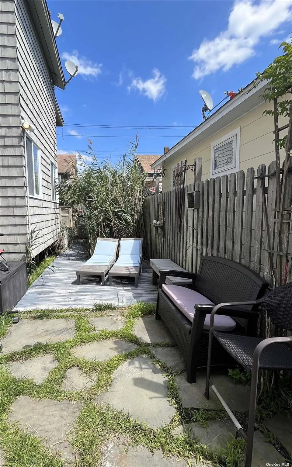 607 Bayberry Walk, Islip, NY, 4 Bedrooms Bedrooms, 6 Rooms Rooms,2 BathroomsBathrooms,Residential Lease,For Rent,Bayberry,0,L3499320 607 Bayberry Walk, Islip, NY, 4 Bedrooms Bedrooms, 6 Rooms Rooms,2 BathroomsBathrooms,Residential Lease,For Rent,Bayberry,0,L3499320