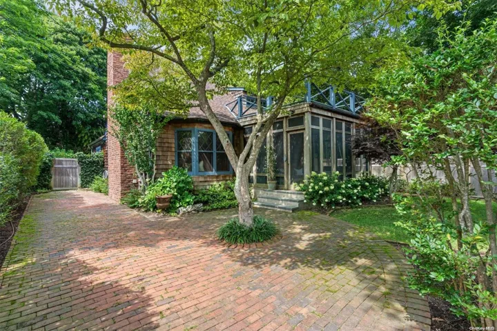 14 Hamilton Street, Sag Harbor, NY 11963
