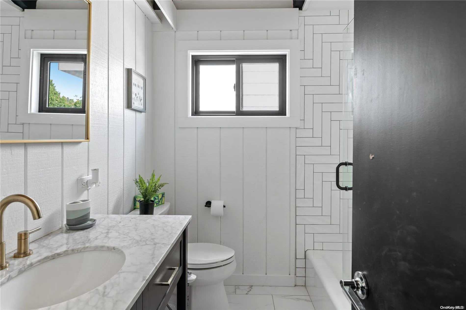 220 Cottage Walk, Islip, NY, 5 Bedrooms Bedrooms, 8 Rooms Rooms,3 BathroomsBathrooms,Residential Lease,Idx,Cottage,L3500882 220 Cottage Walk, Islip, NY, 5 Bedrooms Bedrooms, 8 Rooms Rooms,3 BathroomsBathrooms,Residential Lease,Idx,Cottage,L3500882