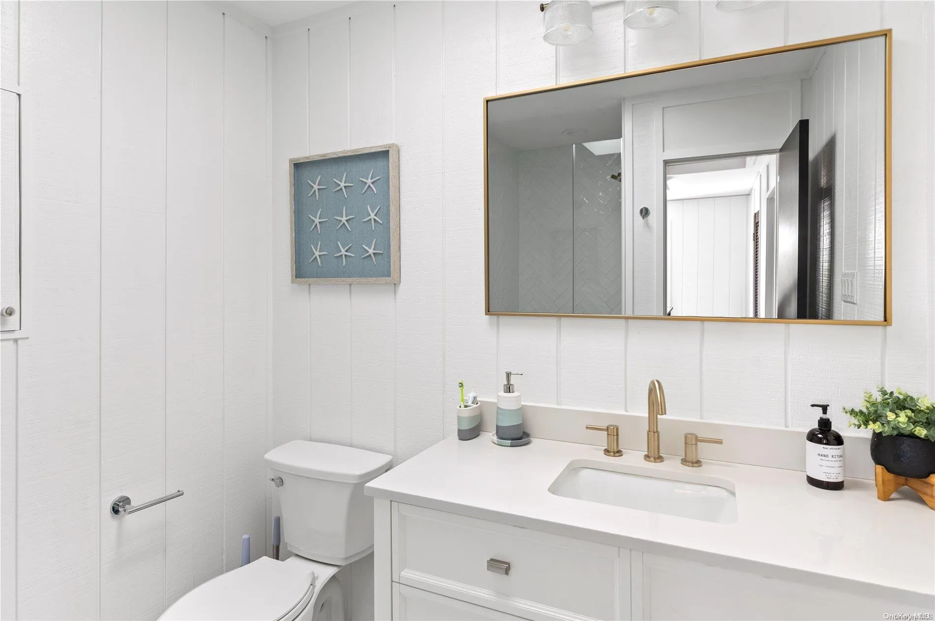 220 Cottage Walk, Islip, NY, 5 Bedrooms Bedrooms, 8 Rooms Rooms,3 BathroomsBathrooms,Residential Lease,Idx,Cottage,L3500882 220 Cottage Walk, Islip, NY, 5 Bedrooms Bedrooms, 8 Rooms Rooms,3 BathroomsBathrooms,Residential Lease,Idx,Cottage,L3500882