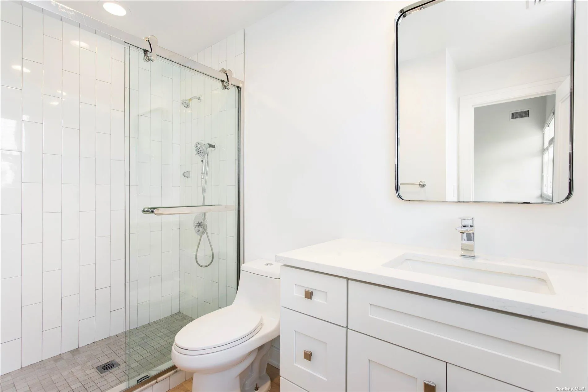 all new baths 2 of 6.5 baths all new baths 2 of 6.5 baths