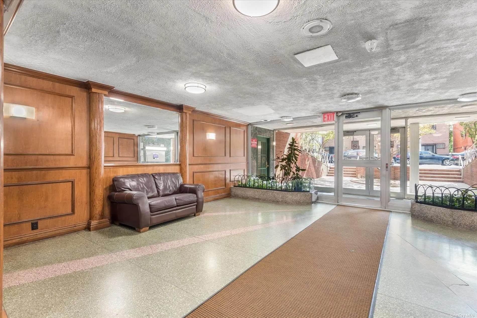 65-15 38th Avenue, New York, NY, 2 Rooms Rooms,1 BathroomBathrooms,Residential,For Rent,38th,0,L3506385 65-15 38th Avenue, New York, NY, 2 Rooms Rooms,1 BathroomBathrooms,Residential,For Rent,38th,0,L3506385