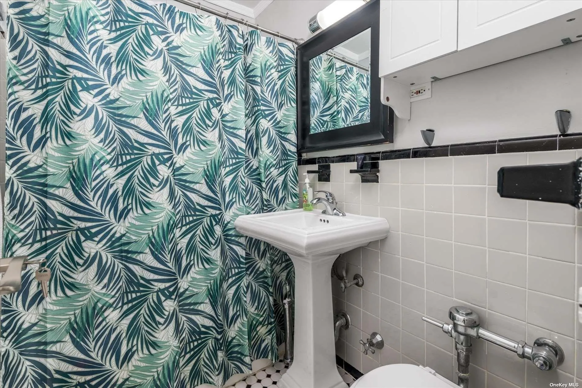 34-20 78th Street, New York, NY, 1 Bedroom Bedrooms, 3 Rooms Rooms,1 BathroomBathrooms,Residential,For Rent,78th,0,L3506548 34-20 78th Street, New York, NY, 1 Bedroom Bedrooms, 3 Rooms Rooms,1 BathroomBathrooms,Residential,For Rent,78th,0,L3506548
