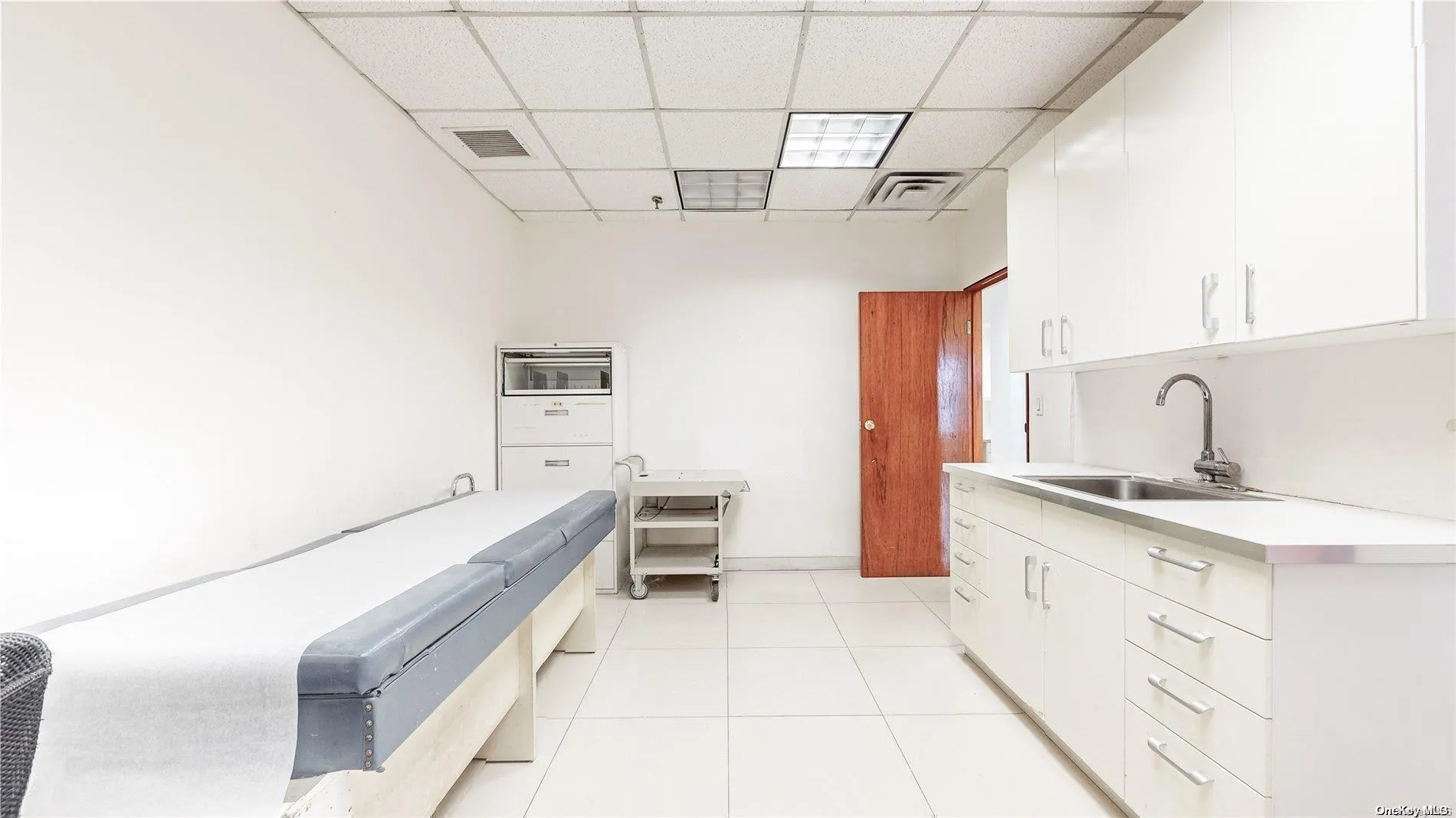 198 Canal Street, New York, NY, ,Commercial Lease,For Rent,Canal,0,L3513388 198 Canal Street, New York, NY, ,Commercial Lease,For Rent,Canal,0,L3513388