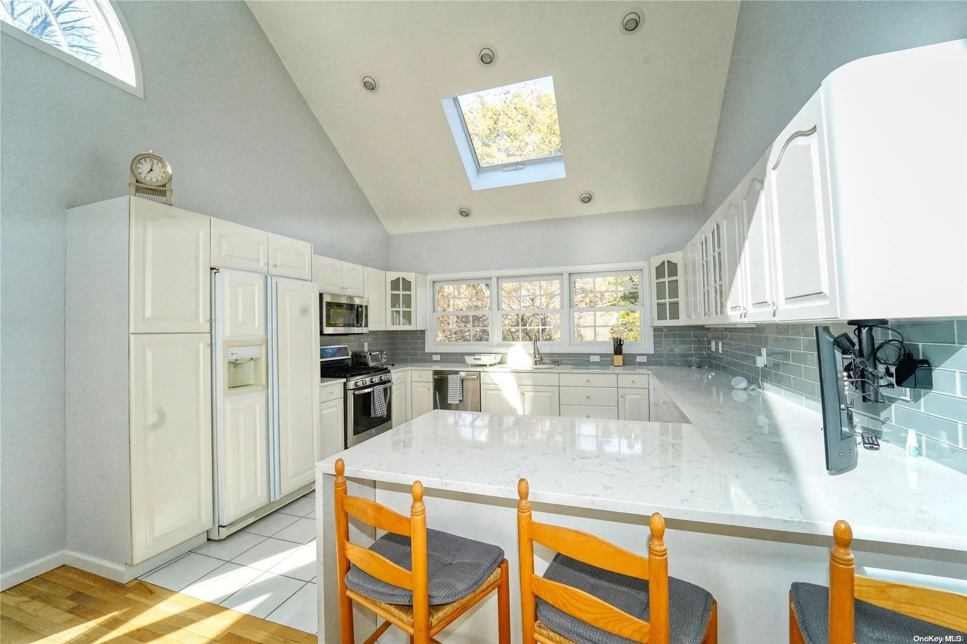 7 Plume Grass Way, Southampton, NY, 5 Bedrooms Bedrooms, 12 Rooms Rooms,4 BathroomsBathrooms,Residential Lease,Idx,Plume Grass,0,L3513776 7 Plume Grass Way, Southampton, NY, 5 Bedrooms Bedrooms, 12 Rooms Rooms,4 BathroomsBathrooms,Residential Lease,Idx,Plume Grass,0,L3513776