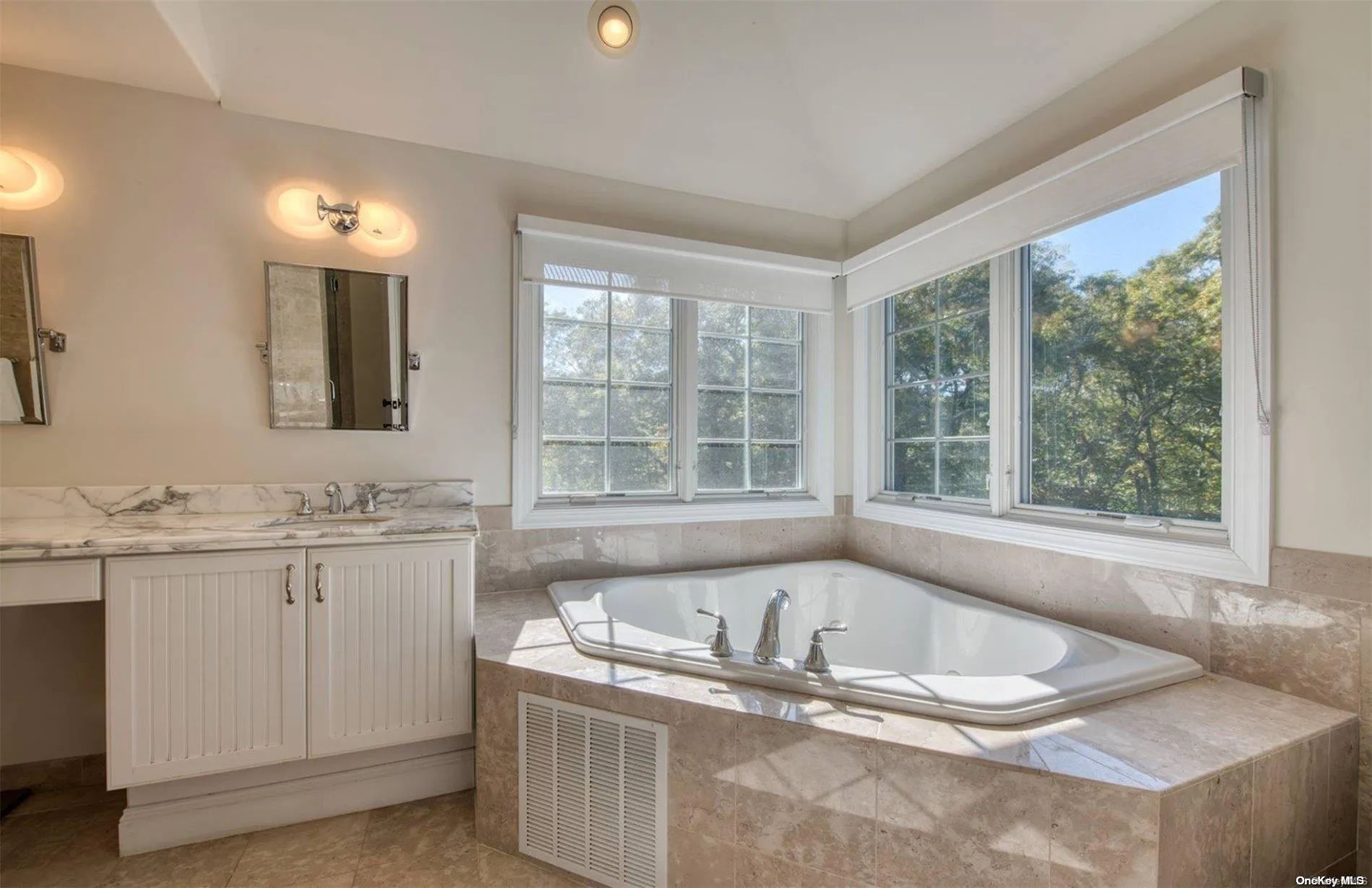 6 Ocean View Parkway, Southampton, NY, 6 Bedrooms Bedrooms, ,5 BathroomsBathrooms,Residential Lease,Idx,Ocean View,0,L3516931 6 Ocean View Parkway, Southampton, NY, 6 Bedrooms Bedrooms, ,5 BathroomsBathrooms,Residential Lease,Idx,Ocean View,0,L3516931