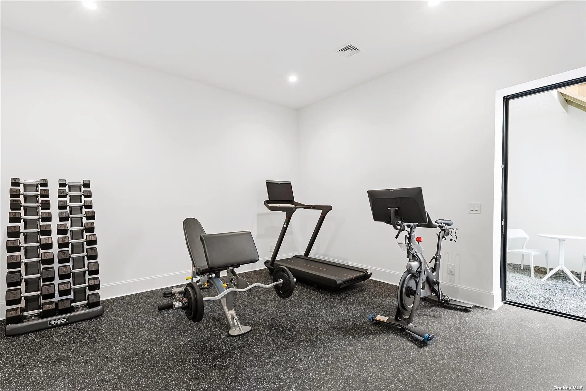 38 Sherrill, East Hampton, NY, 5 Bedrooms Bedrooms, 9 Rooms Rooms,6 BathroomsBathrooms,Residential Lease,Idx,Sherrill,0,L3517442 38 Sherrill, East Hampton, NY, 5 Bedrooms Bedrooms, 9 Rooms Rooms,6 BathroomsBathrooms,Residential Lease,Idx,Sherrill,0,L3517442