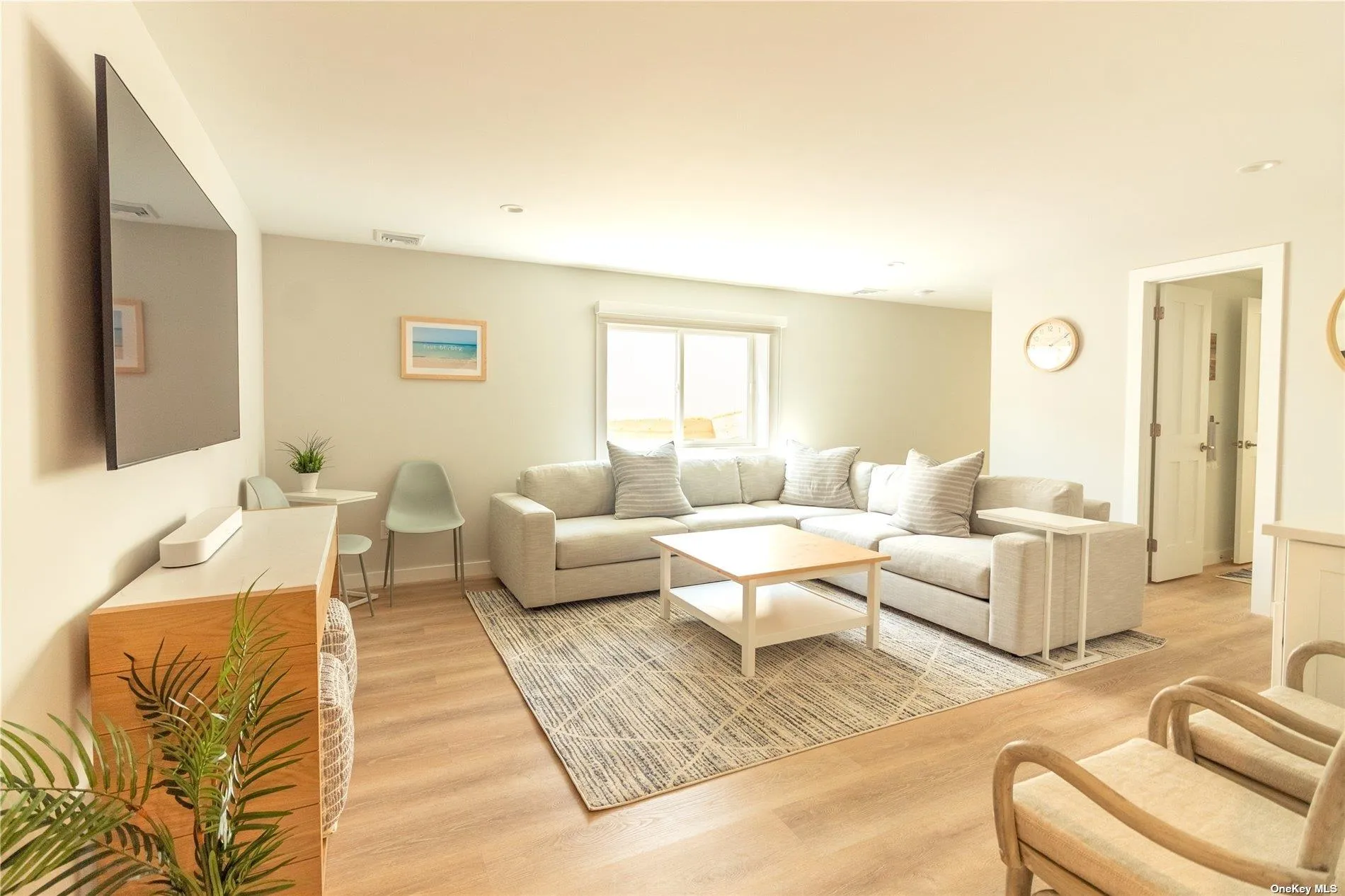 155 Bridge Street, Southold, NY, 5 Bedrooms Bedrooms, 9 Rooms Rooms,3 BathroomsBathrooms,Residential Lease,Idx,Bridge,0,L3518307 155 Bridge Street, Southold, NY, 5 Bedrooms Bedrooms, 9 Rooms Rooms,3 BathroomsBathrooms,Residential Lease,Idx,Bridge,0,L3518307