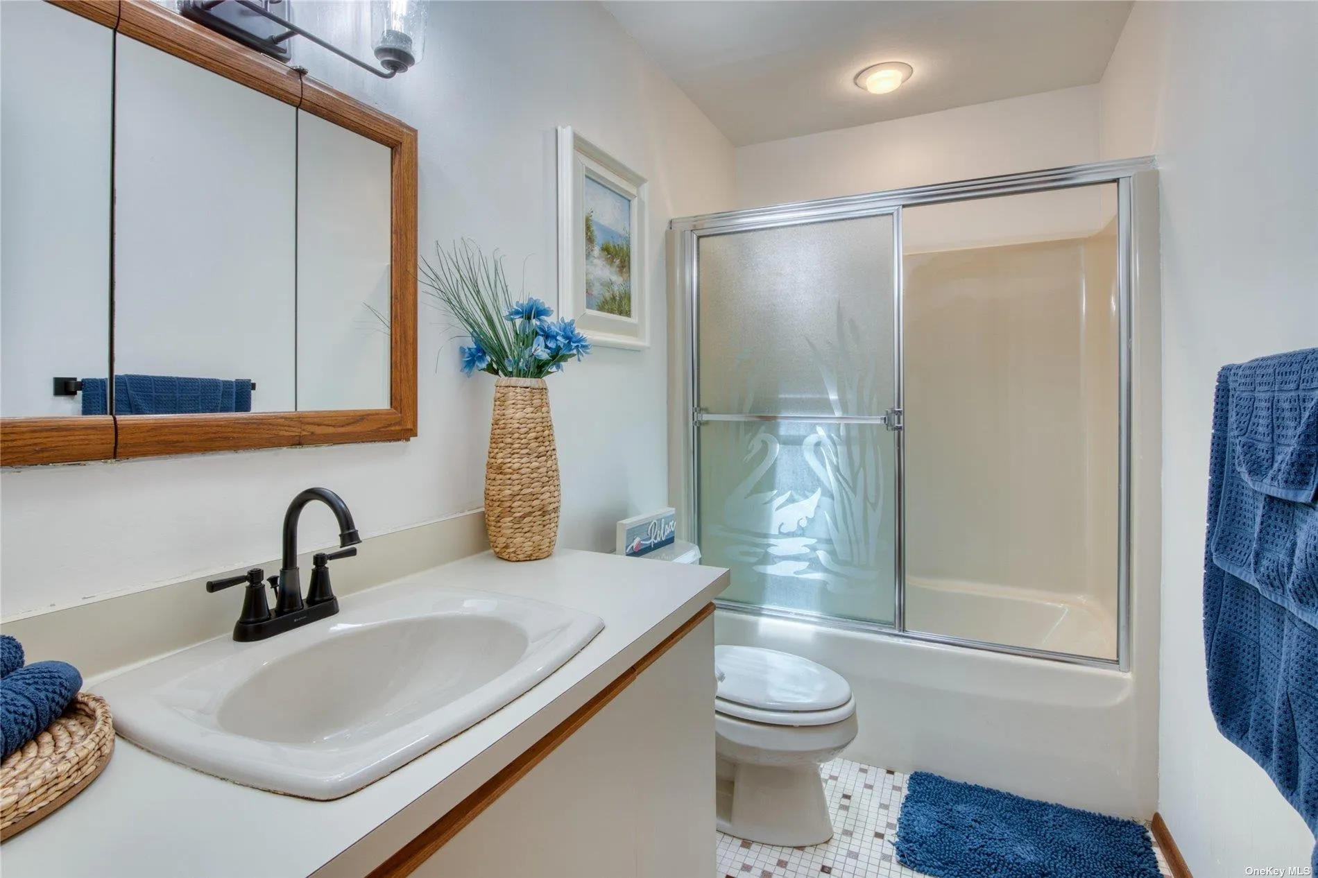 Bathroom with Tub Bathroom with Tub