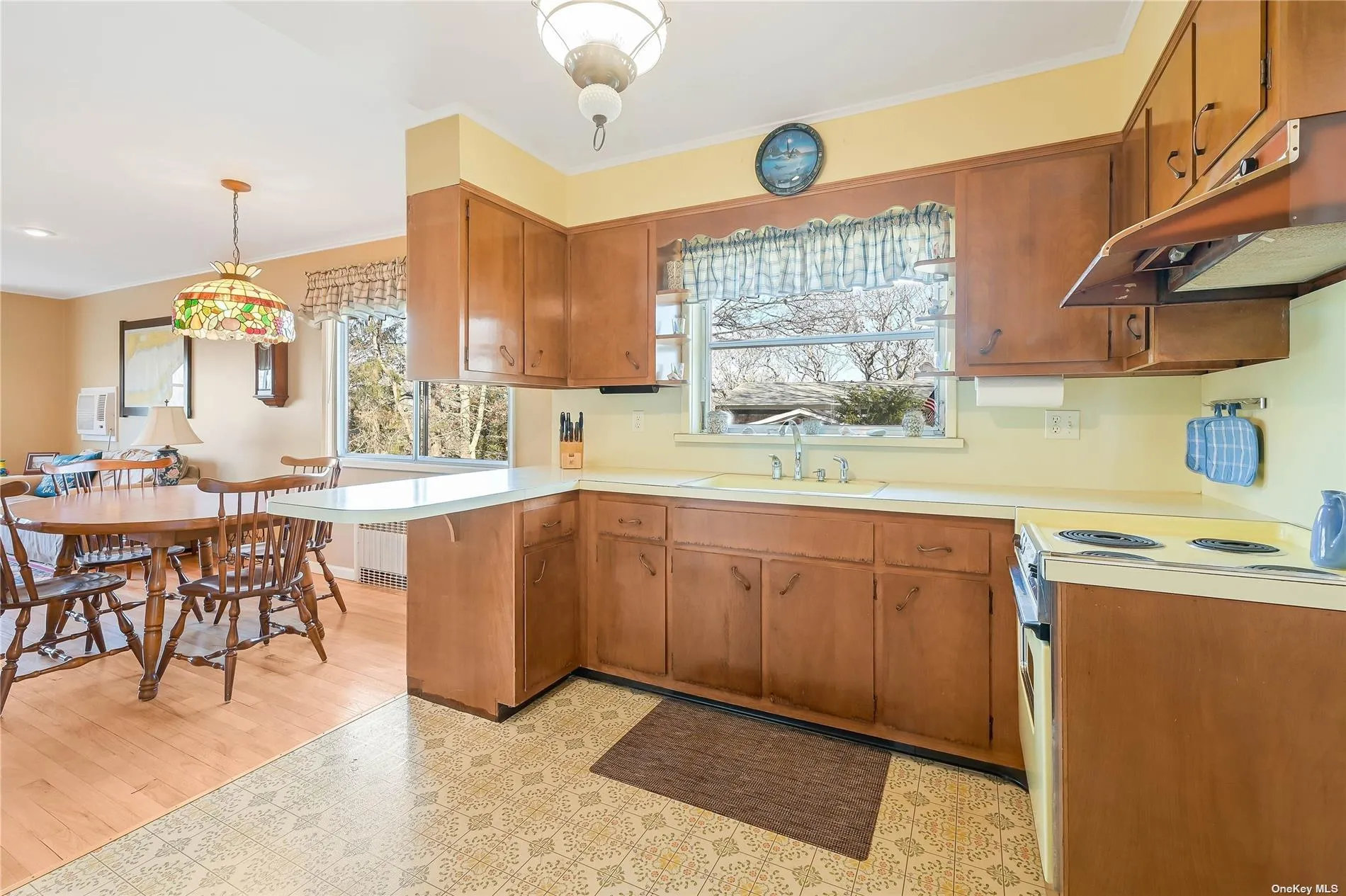 415 Southern Cross, Southold, NY, 2 Bedrooms Bedrooms, 5 Rooms Rooms,2 BathroomsBathrooms,Residential Lease,For Rent,Southern Cross,0,L3522191 415 Southern Cross, Southold, NY, 2 Bedrooms Bedrooms, 5 Rooms Rooms,2 BathroomsBathrooms,Residential Lease,For Rent,Southern Cross,0,L3522191