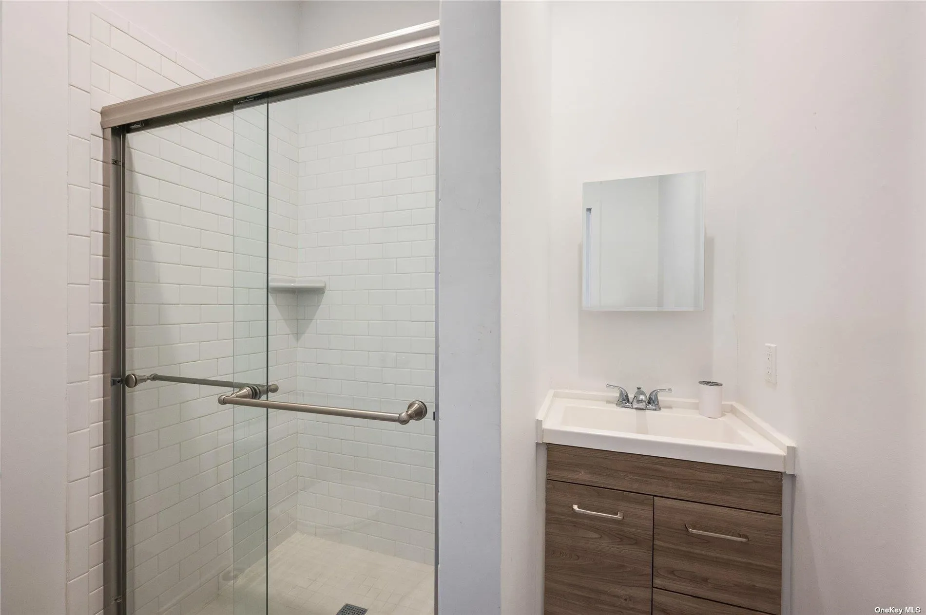 3 Meadow Way, Southampton, NY, 4 Bedrooms Bedrooms, 5 Rooms Rooms,2 BathroomsBathrooms,Residential Lease,Idx,Meadow,0,L3523805 3 Meadow Way, Southampton, NY, 4 Bedrooms Bedrooms, 5 Rooms Rooms,2 BathroomsBathrooms,Residential Lease,Idx,Meadow,0,L3523805