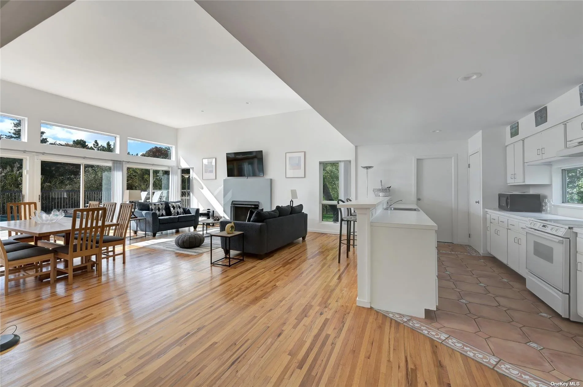 3 Meadow Way, Southampton, NY, 4 Bedrooms Bedrooms, 5 Rooms Rooms,2 BathroomsBathrooms,Residential Lease,Idx,Meadow,0,L3523805 3 Meadow Way, Southampton, NY, 4 Bedrooms Bedrooms, 5 Rooms Rooms,2 BathroomsBathrooms,Residential Lease,Idx,Meadow,0,L3523805