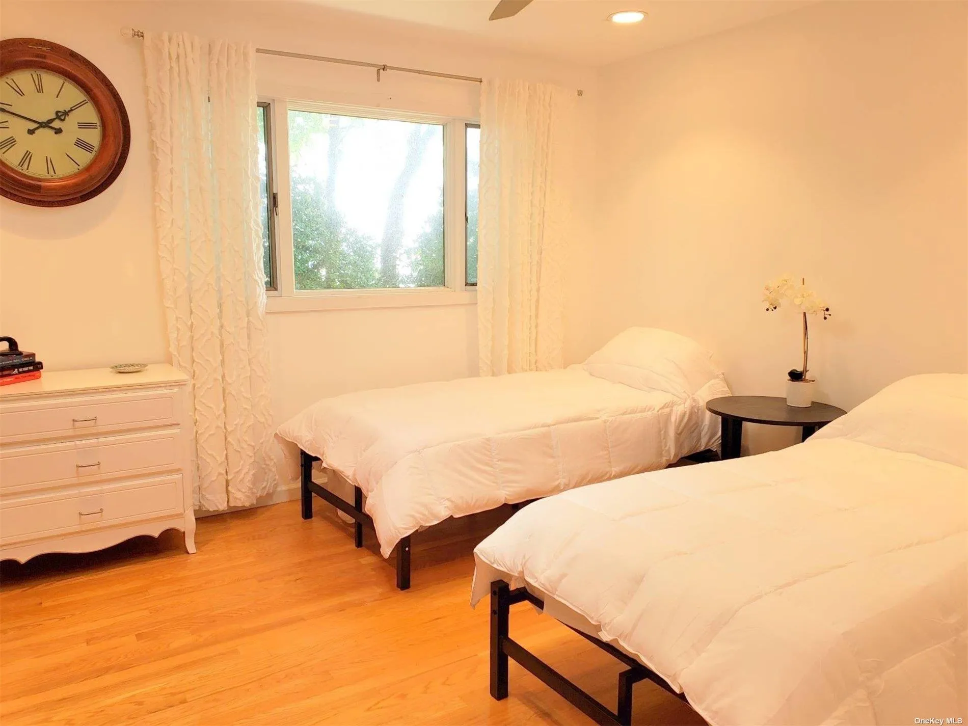 11 Beach Road, Riverhead, NY, 5 Bedrooms Bedrooms, 10 Rooms Rooms,3 BathroomsBathrooms,Residential Lease,Idx,Beach,0,L3524823 11 Beach Road, Riverhead, NY, 5 Bedrooms Bedrooms, 10 Rooms Rooms,3 BathroomsBathrooms,Residential Lease,Idx,Beach,0,L3524823