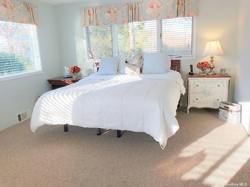 11 Beach Road, Riverhead, NY, 5 Bedrooms Bedrooms, 10 Rooms Rooms,3 BathroomsBathrooms,Residential Lease,Idx,Beach,0,L3524823 11 Beach Road, Riverhead, NY, 5 Bedrooms Bedrooms, 10 Rooms Rooms,3 BathroomsBathrooms,Residential Lease,Idx,Beach,0,L3524823