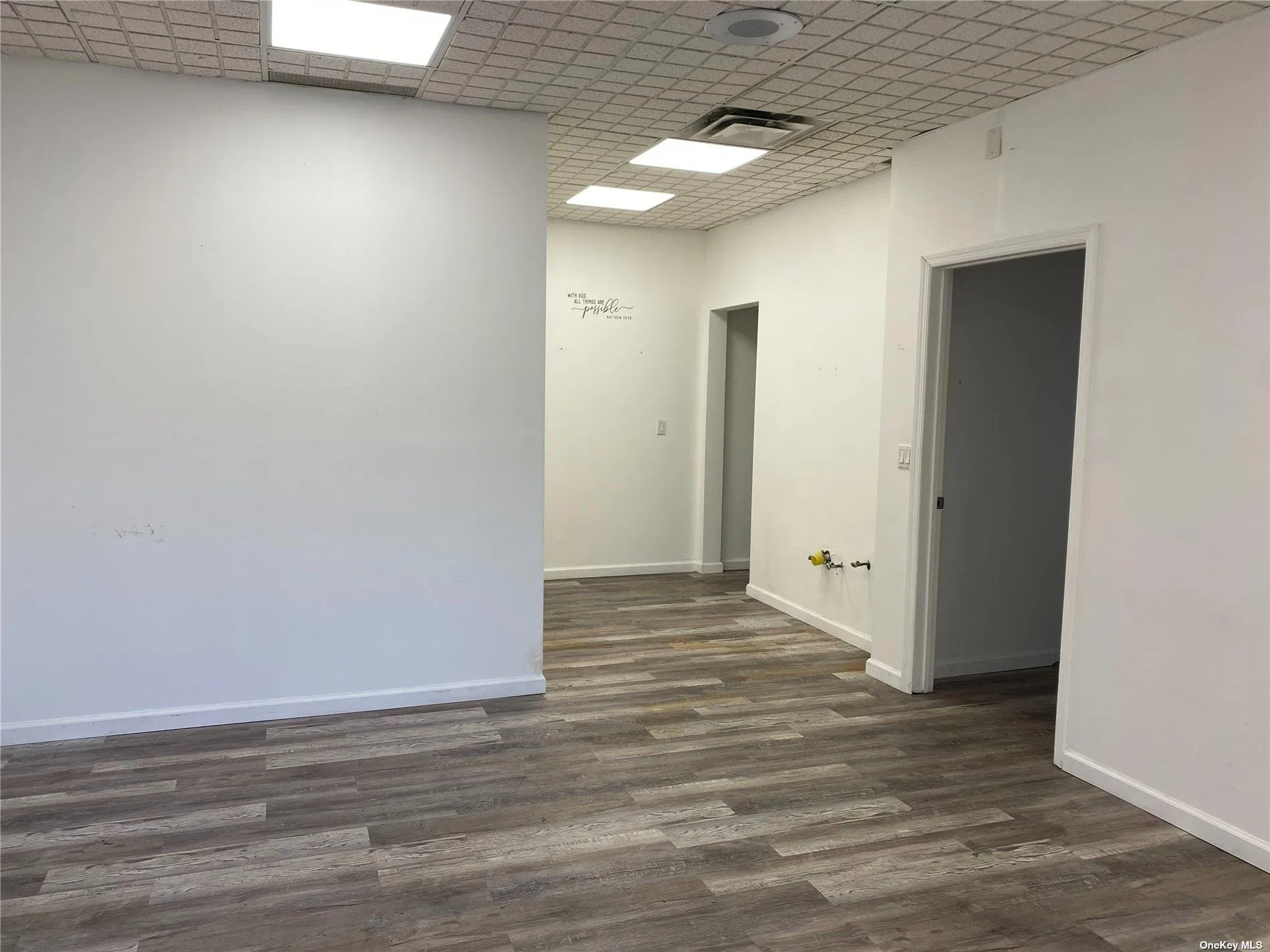 1940 Great Neck Road, Babylon, NY, ,Commercial Lease,Idx,Great Neck,0,L3524932 1940 Great Neck Road, Babylon, NY, ,Commercial Lease,Idx,Great Neck,0,L3524932