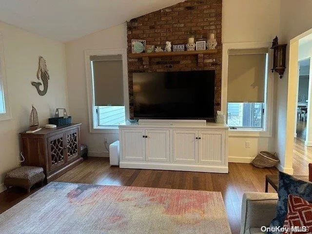 362 Surf Road, Islip, NY, 4 Bedrooms Bedrooms, 7 Rooms Rooms,2 BathroomsBathrooms,Residential Lease,For Rent,Surf,0,L3525707 362 Surf Road, Islip, NY, 4 Bedrooms Bedrooms, 7 Rooms Rooms,2 BathroomsBathrooms,Residential Lease,For Rent,Surf,0,L3525707