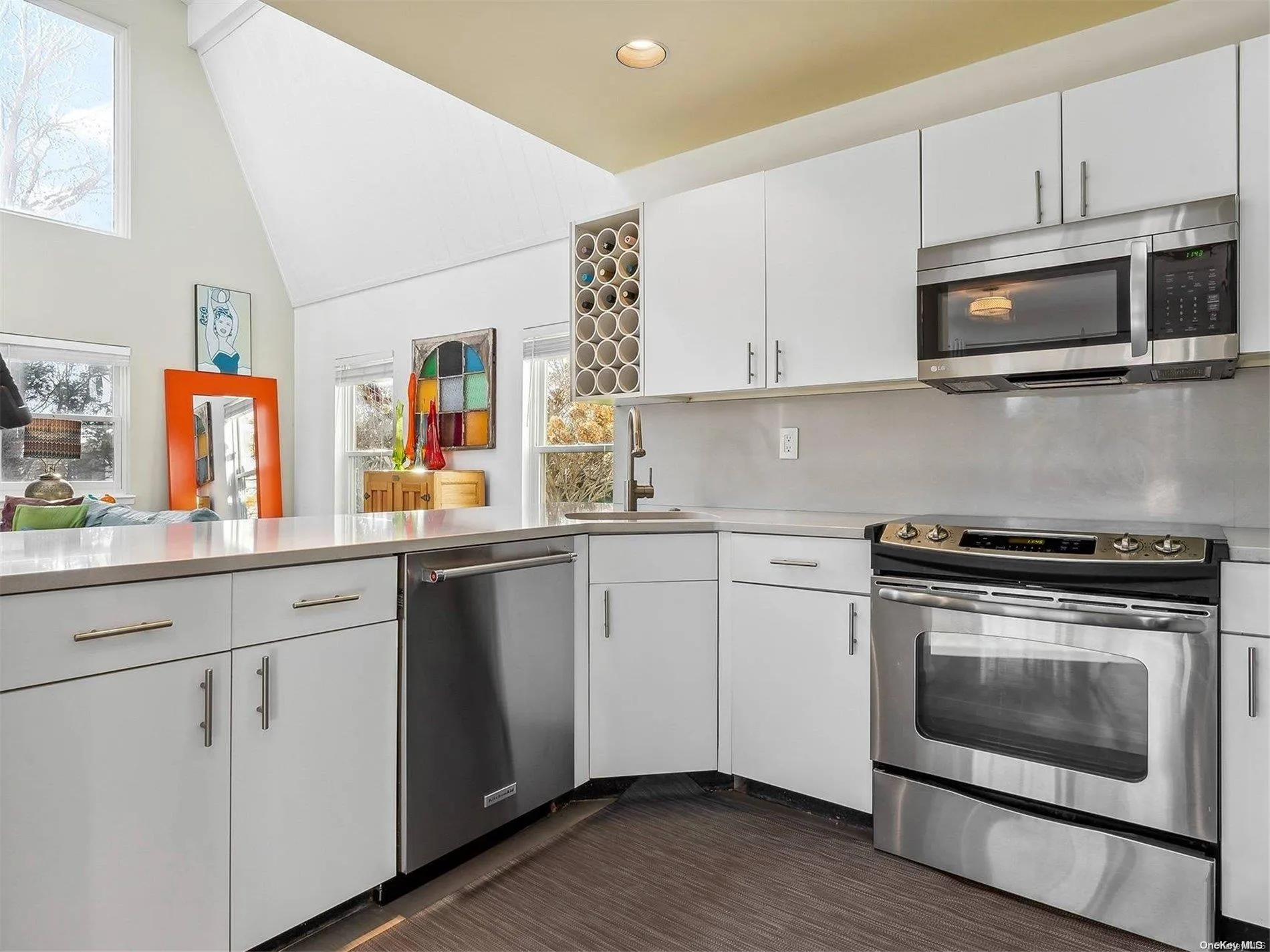 43 Robin Drive, Southampton, NY, 3 Bedrooms Bedrooms, ,2 BathroomsBathrooms,Residential Lease,Idx,Robin,0,L3525925 43 Robin Drive, Southampton, NY, 3 Bedrooms Bedrooms, ,2 BathroomsBathrooms,Residential Lease,Idx,Robin,0,L3525925