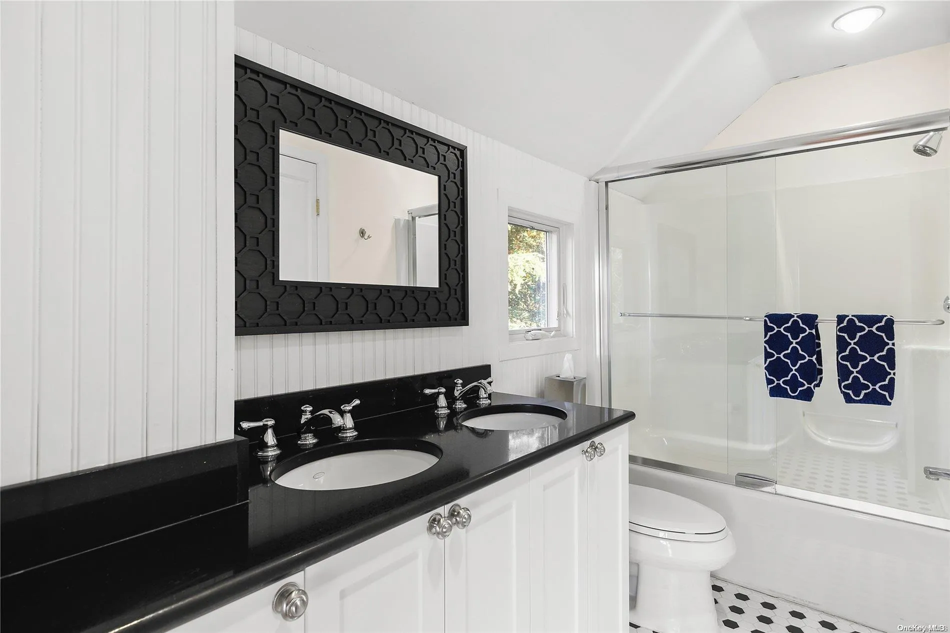 104 Union Avenue, Brookhaven, NY, 8 Bedrooms Bedrooms, 25 Rooms Rooms,9 BathroomsBathrooms,Residential,For Rent,Union,0,L3526074 104 Union Avenue, Brookhaven, NY, 8 Bedrooms Bedrooms, 25 Rooms Rooms,9 BathroomsBathrooms,Residential,For Rent,Union,0,L3526074
