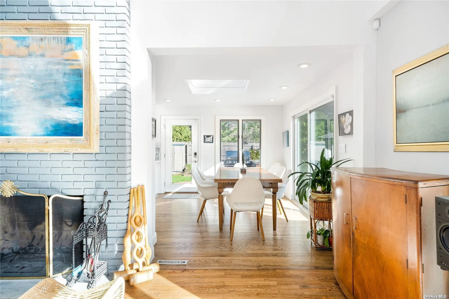 686 Hill Street, Southampton, NY, 4 Bedrooms Bedrooms, 7 Rooms Rooms,3 BathroomsBathrooms,Residential Lease,For Rent,Hill,0,L3526793 686 Hill Street, Southampton, NY, 4 Bedrooms Bedrooms, 7 Rooms Rooms,3 BathroomsBathrooms,Residential Lease,For Rent,Hill,0,L3526793