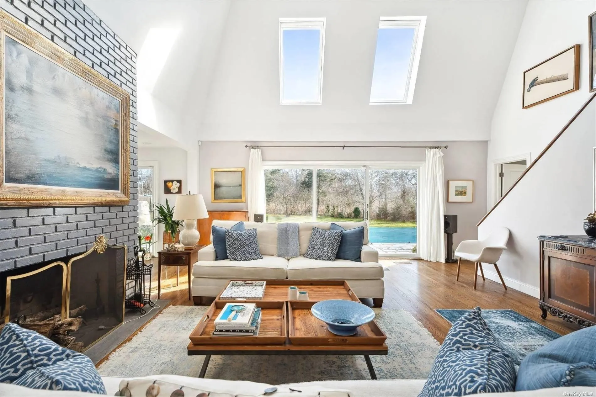 686 Hill Street, Southampton, NY, 4 Bedrooms Bedrooms, 7 Rooms Rooms,3 BathroomsBathrooms,Residential Lease,For Rent,Hill,0,L3526793 686 Hill Street, Southampton, NY, 4 Bedrooms Bedrooms, 7 Rooms Rooms,3 BathroomsBathrooms,Residential Lease,For Rent,Hill,0,L3526793