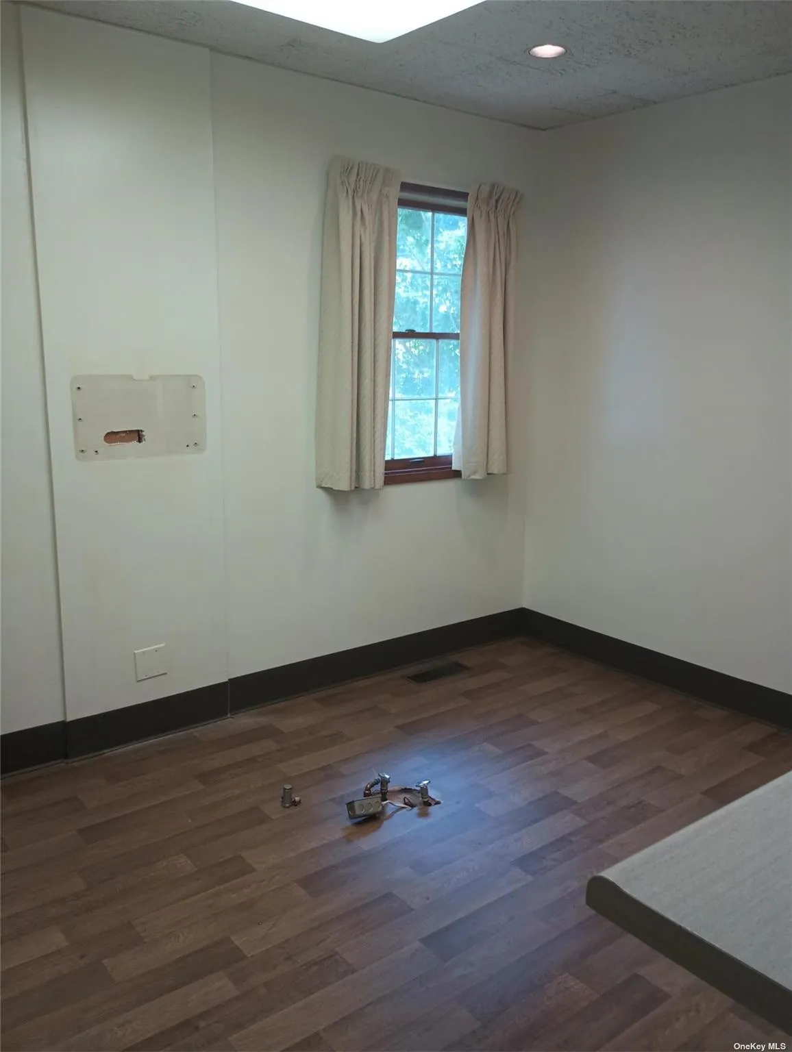 Room 1 - office or treatment room Room 1 - office or treatment room