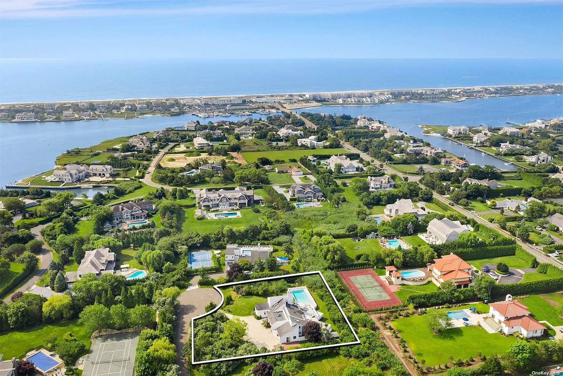 11 Watersedge Ct, Southampton, NY, 5 Bedrooms Bedrooms, 9 Rooms Rooms,5 BathroomsBathrooms,Residential Lease,Idx,Watersedge Ct,0,L3529119 11 Watersedge Ct, Southampton, NY, 5 Bedrooms Bedrooms, 9 Rooms Rooms,5 BathroomsBathrooms,Residential Lease,Idx,Watersedge Ct,0,L3529119