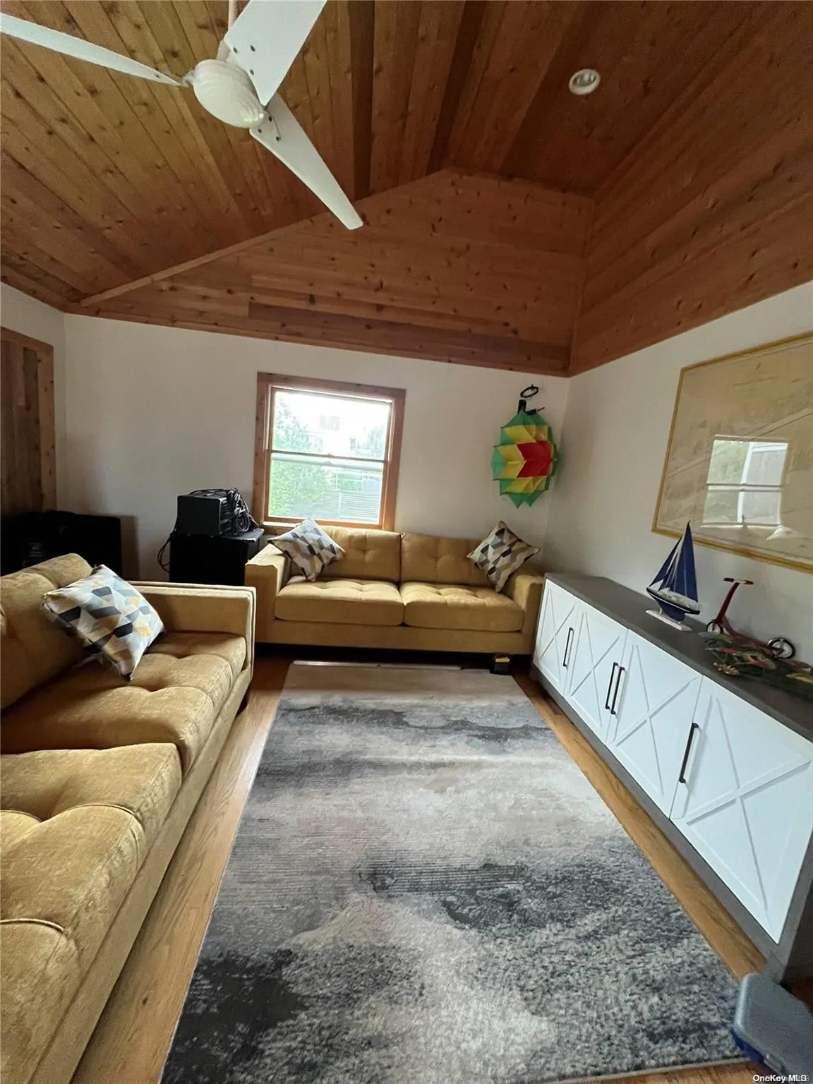 6 Champlain, Brookhaven, NY, 5 Bedrooms Bedrooms, 7 Rooms Rooms,2 BathroomsBathrooms,Residential Lease,For Rent,Champlain,0,L3531199 6 Champlain, Brookhaven, NY, 5 Bedrooms Bedrooms, 7 Rooms Rooms,2 BathroomsBathrooms,Residential Lease,For Rent,Champlain,0,L3531199