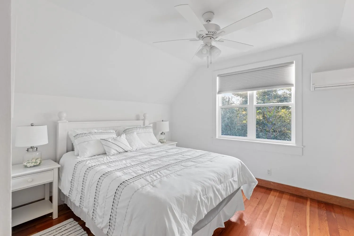 38 Homesite Avenue, Islip, NY, 4 Bedrooms Bedrooms, 6 Rooms Rooms,1 BathroomBathrooms,Residential Lease,For Rent,Homesite,0,L3534580 38 Homesite Avenue, Islip, NY, 4 Bedrooms Bedrooms, 6 Rooms Rooms,1 BathroomBathrooms,Residential Lease,For Rent,Homesite,0,L3534580