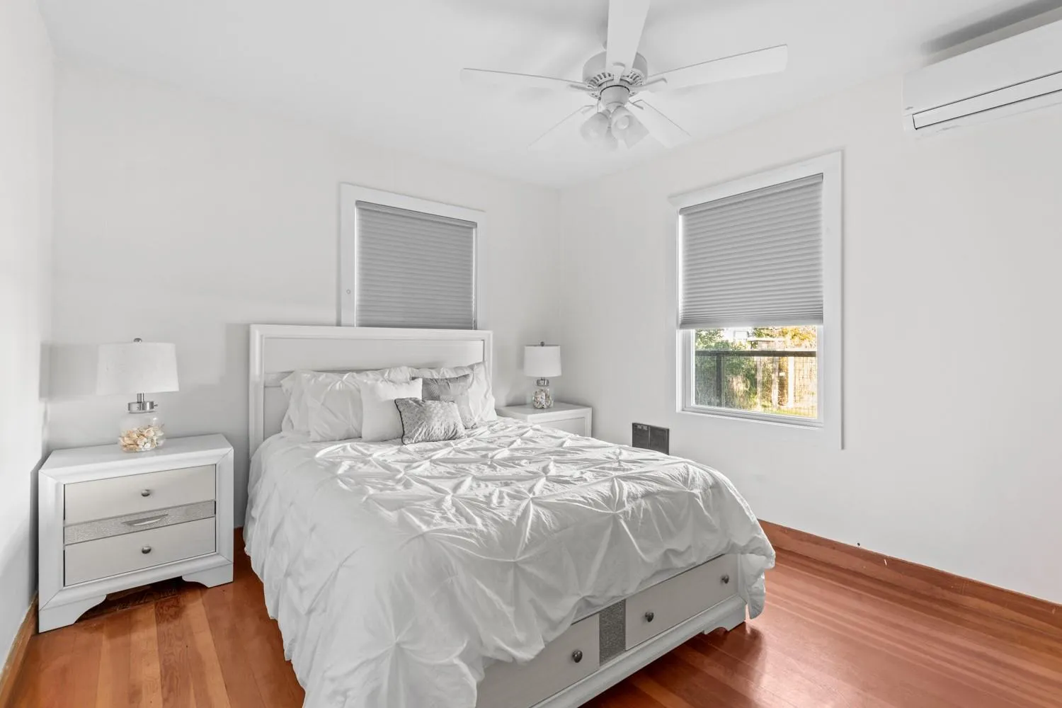 38 Homesite Avenue, Islip, NY, 4 Bedrooms Bedrooms, 6 Rooms Rooms,1 BathroomBathrooms,Residential Lease,For Rent,Homesite,0,L3534580 38 Homesite Avenue, Islip, NY, 4 Bedrooms Bedrooms, 6 Rooms Rooms,1 BathroomBathrooms,Residential Lease,For Rent,Homesite,0,L3534580