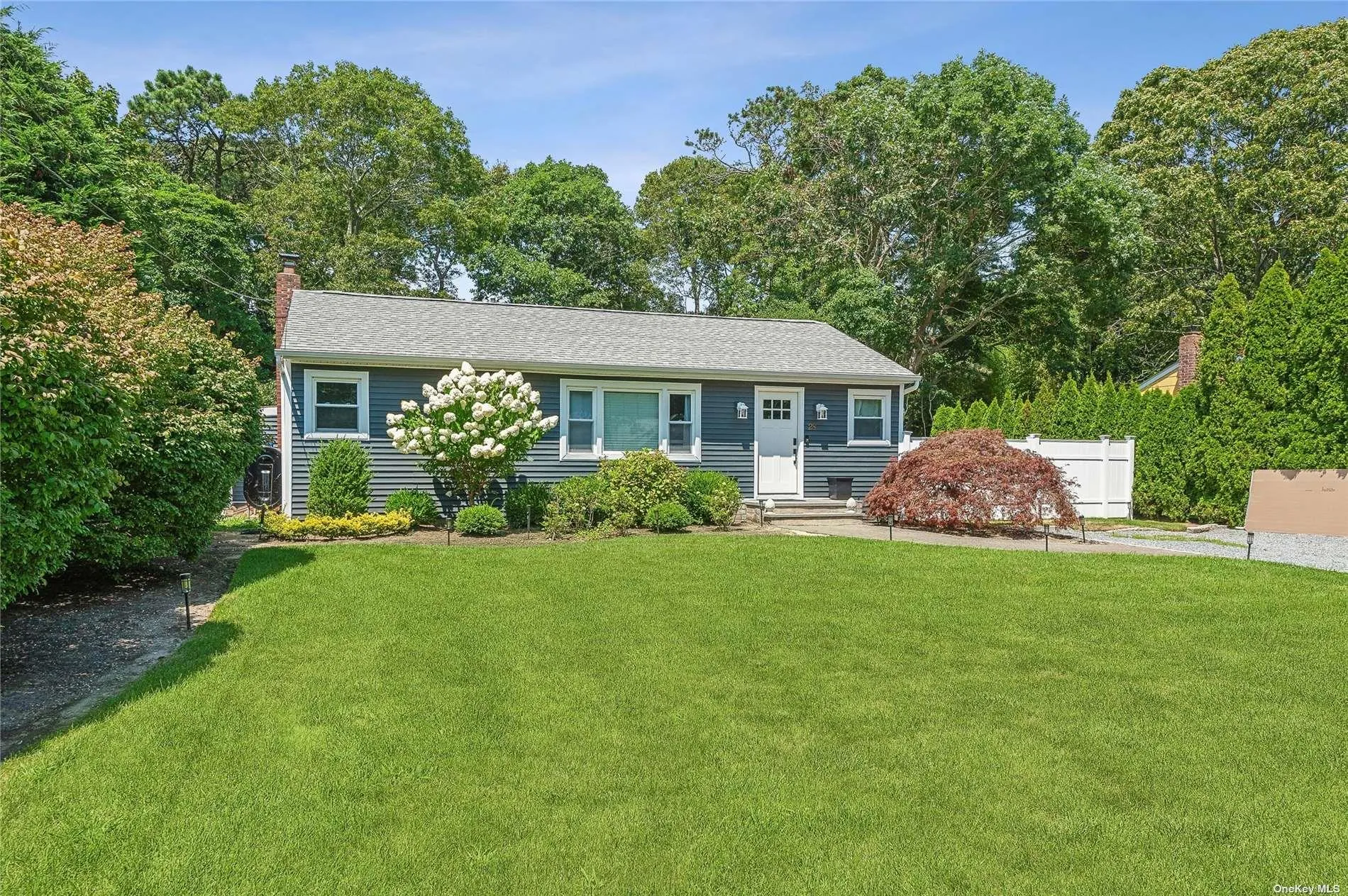 28 Argonne West Road, Southampton, NY, 3 Bedrooms Bedrooms, 7 Rooms Rooms,2 BathroomsBathrooms,Residential Lease,For Rent,Argonne West,0,L3535604 28 Argonne West Road, Southampton, NY, 3 Bedrooms Bedrooms, 7 Rooms Rooms,2 BathroomsBathrooms,Residential Lease,For Rent,Argonne West,0,L3535604
