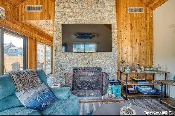 332 Dehnoff Walk, Islip, NY, 5 Bedrooms Bedrooms, 7 Rooms Rooms,3 BathroomsBathrooms,Residential Lease,For Rent,Dehnoff,0,L3535695 332 Dehnoff Walk, Islip, NY, 5 Bedrooms Bedrooms, 7 Rooms Rooms,3 BathroomsBathrooms,Residential Lease,For Rent,Dehnoff,0,L3535695