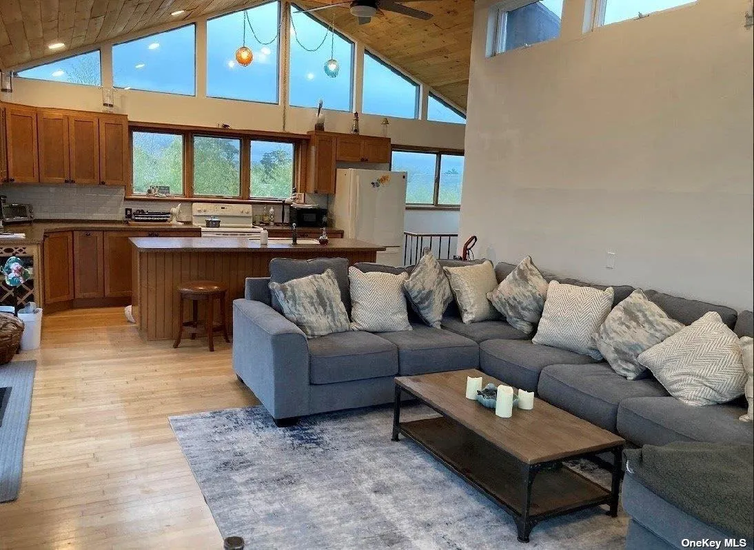 50 Clipper Roadway, Islip, NY, 4 Bedrooms Bedrooms, 6 Rooms Rooms,3 BathroomsBathrooms,Residential Lease,Idx,Clipper Roadway,0,L3537273 50 Clipper Roadway, Islip, NY, 4 Bedrooms Bedrooms, 6 Rooms Rooms,3 BathroomsBathrooms,Residential Lease,Idx,Clipper Roadway,0,L3537273