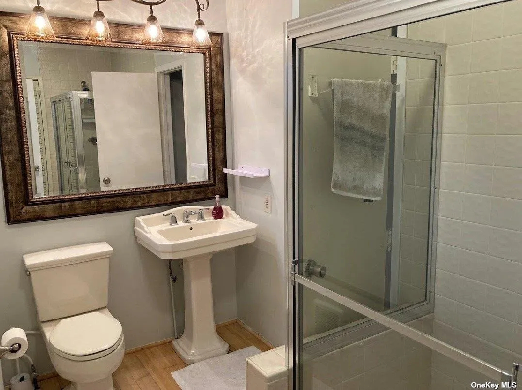 50 Clipper Roadway, Islip, NY, 4 Bedrooms Bedrooms, 6 Rooms Rooms,3 BathroomsBathrooms,Residential Lease,Idx,Clipper Roadway,0,L3537273 50 Clipper Roadway, Islip, NY, 4 Bedrooms Bedrooms, 6 Rooms Rooms,3 BathroomsBathrooms,Residential Lease,Idx,Clipper Roadway,0,L3537273