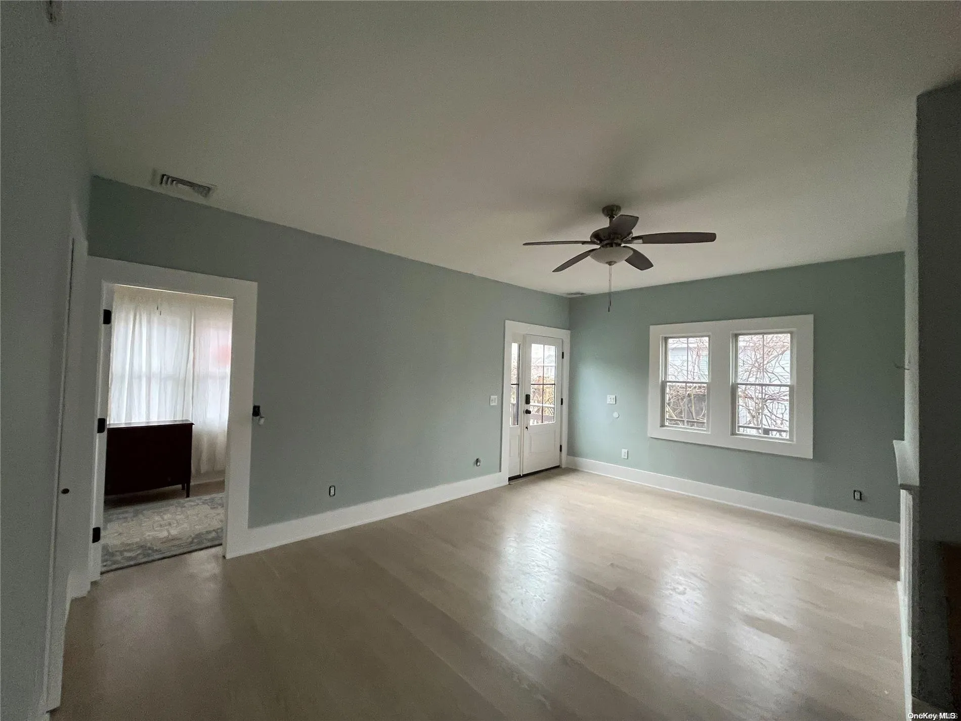 600 Bayberry Walk, Islip, NY, 4 Bedrooms Bedrooms, 6 Rooms Rooms,2 BathroomsBathrooms,Residential Lease,For Rent,Bayberry,0,L3537543 600 Bayberry Walk, Islip, NY, 4 Bedrooms Bedrooms, 6 Rooms Rooms,2 BathroomsBathrooms,Residential Lease,For Rent,Bayberry,0,L3537543