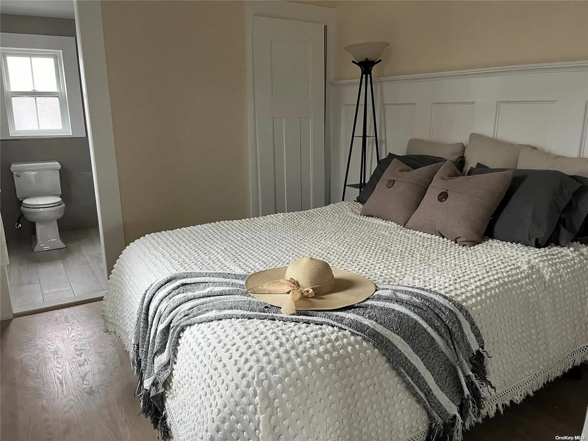 600 Bayberry Walk, Islip, NY, 4 Bedrooms Bedrooms, 6 Rooms Rooms,2 BathroomsBathrooms,Residential Lease,For Rent,Bayberry,0,L3537543 600 Bayberry Walk, Islip, NY, 4 Bedrooms Bedrooms, 6 Rooms Rooms,2 BathroomsBathrooms,Residential Lease,For Rent,Bayberry,0,L3537543